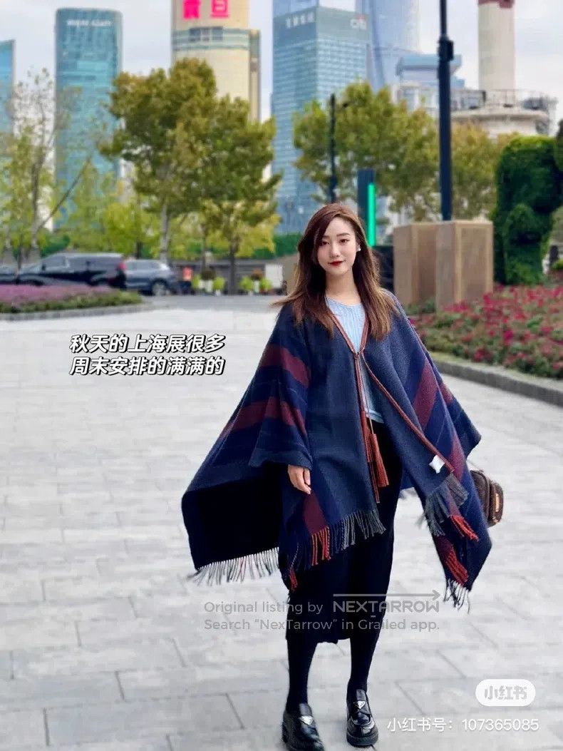 Hermes Hermes size 135×165 cm Dark Blue Wool Cloak Shawl Size M / US 6-8 / IT 42-44 - 9 Thumbnail