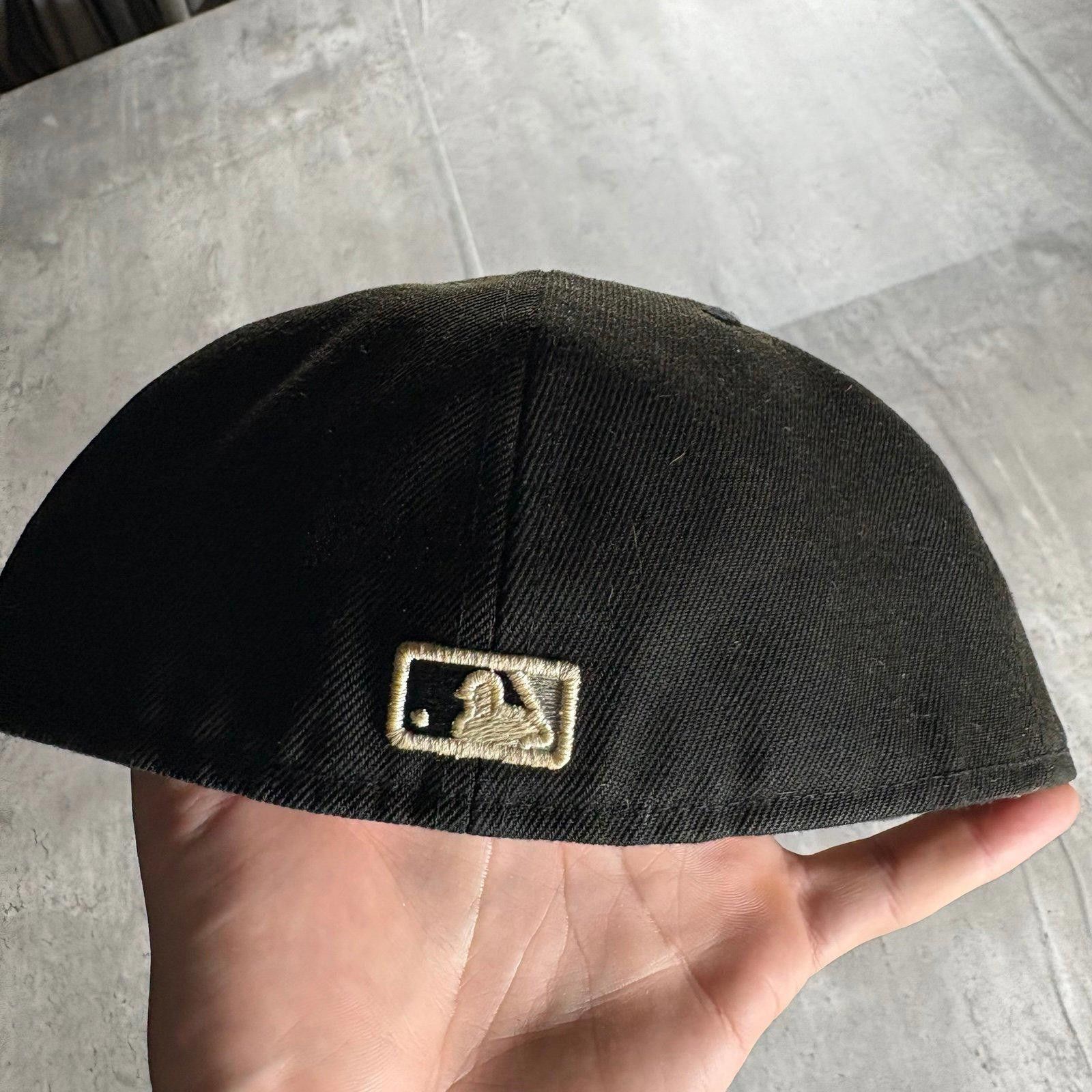 New Era Black Chicago White Sox hat Size ONE SIZE - 5 Thumbnail
