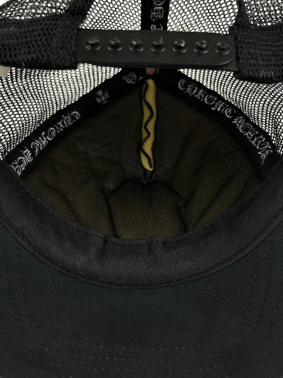 Chrome Hearts × The Rolling Stones Chrome Hearts Rolling Stones Tongue Patch Trucker Hat Size ONE SIZE - 5 Thumbnail
