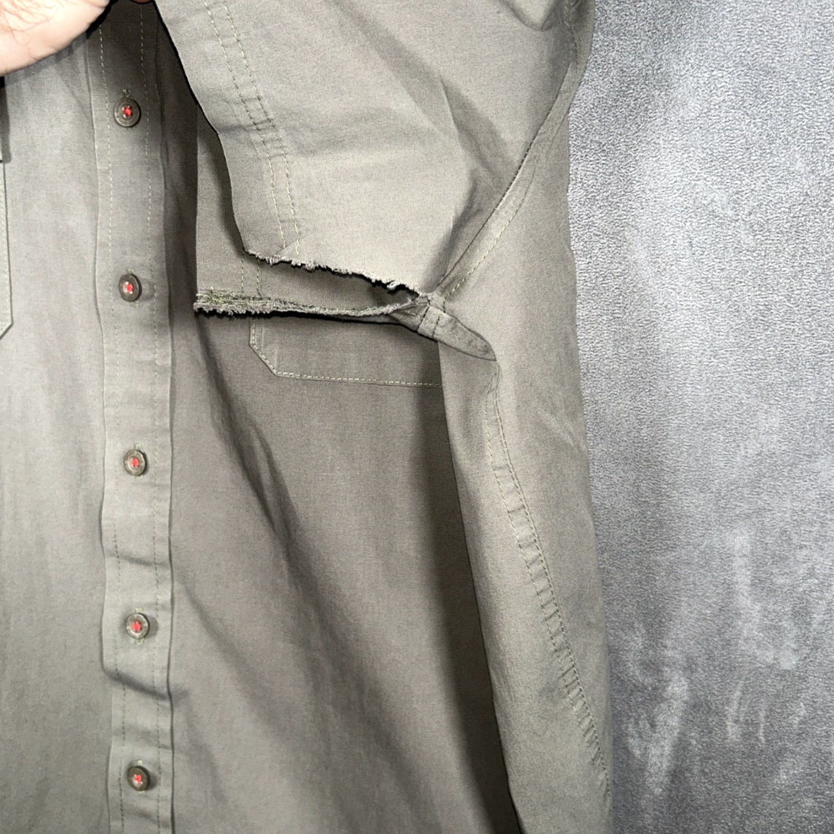 Olive VINTAGE Grunt Style Button-Down Shirt Short Sleeve Mens XL Olive Green Rippped Sleeves Size US XL / EU 56 / 4 - 5 Thumbnail