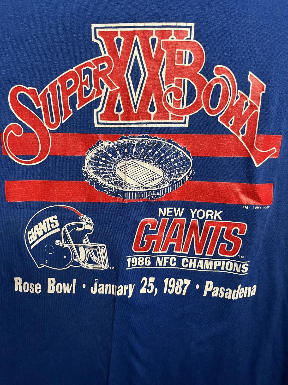 Designer Vintage NFL T-shirt New York Giants Super Bowl XXI 1987 Size US L / EU 52-54 / 3 - 3 Thumbnail