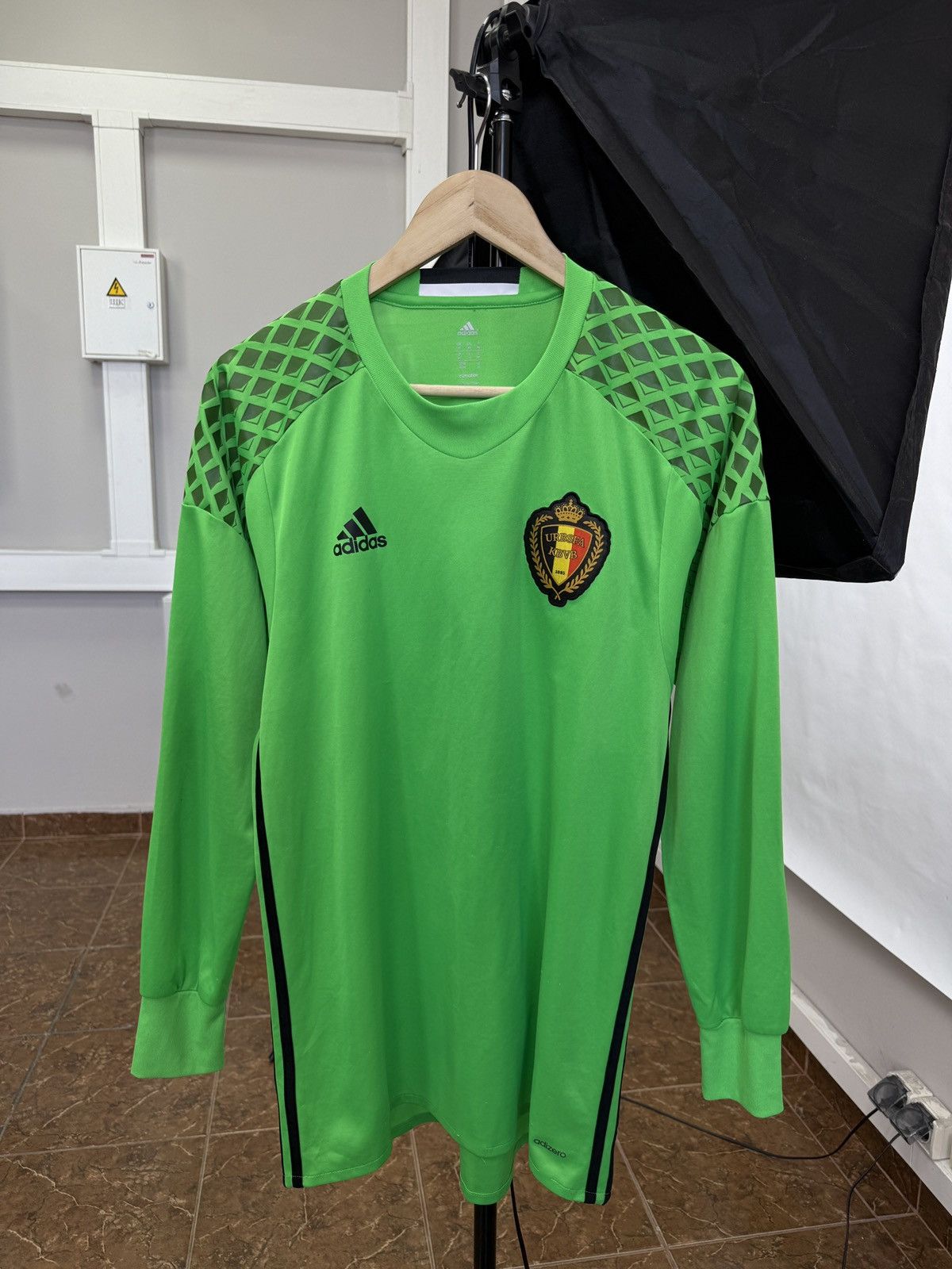 Adidas 🇧🇪 2015 Adidas Belgium URBSFA KBVB Goalkeeper Jersey Soccer Size US M / EU 48-50 / 2 - 1 Thumbnail