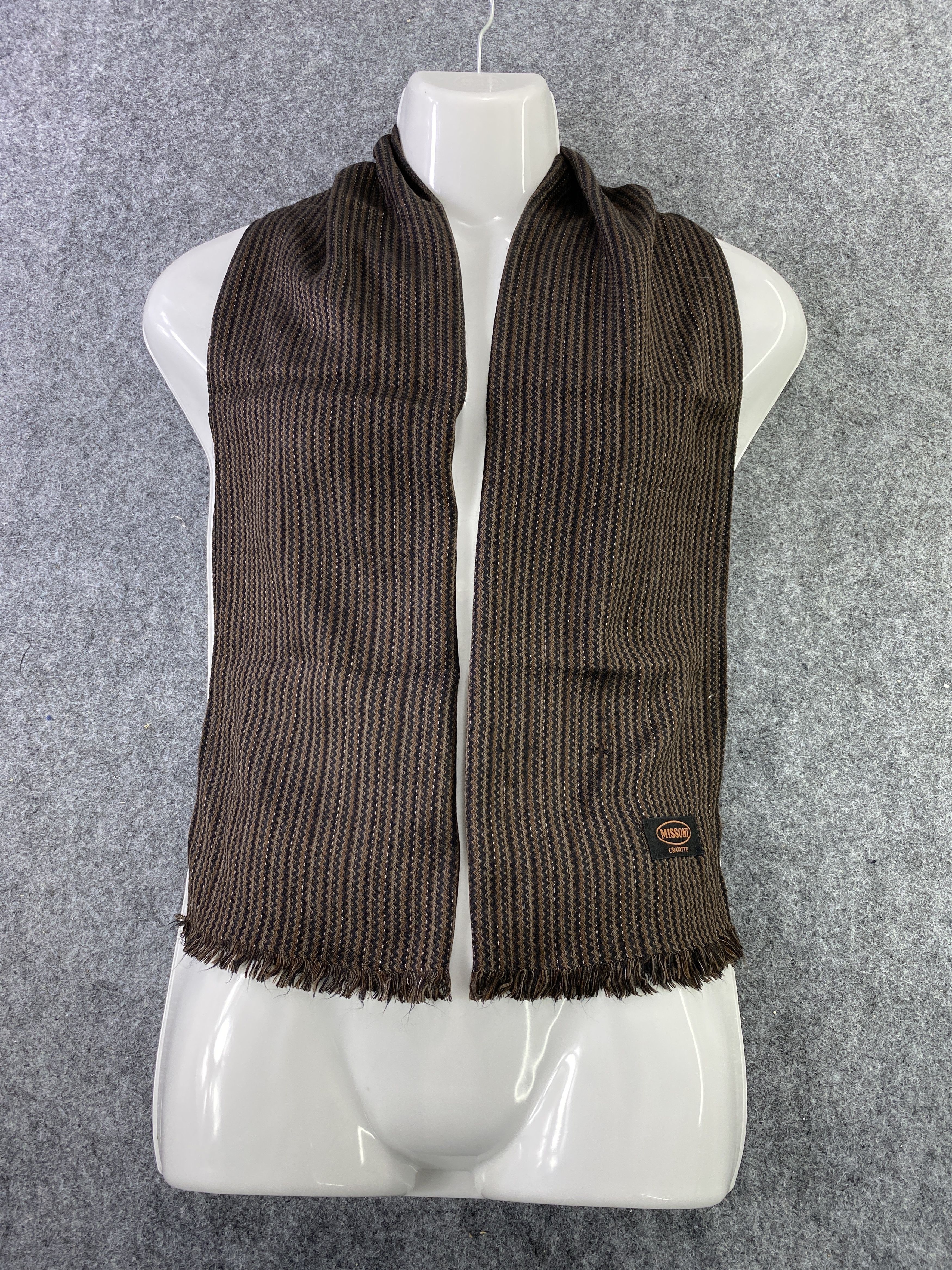 Missoni Scarf / Muffler / Neckwear -T327