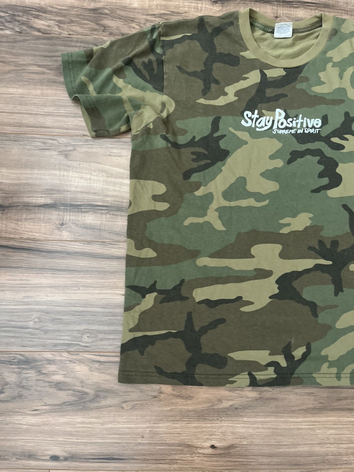 Supreme Supreme Stay Positive Tee Size US L / EU 52-54 / 3 - 8 Thumbnail