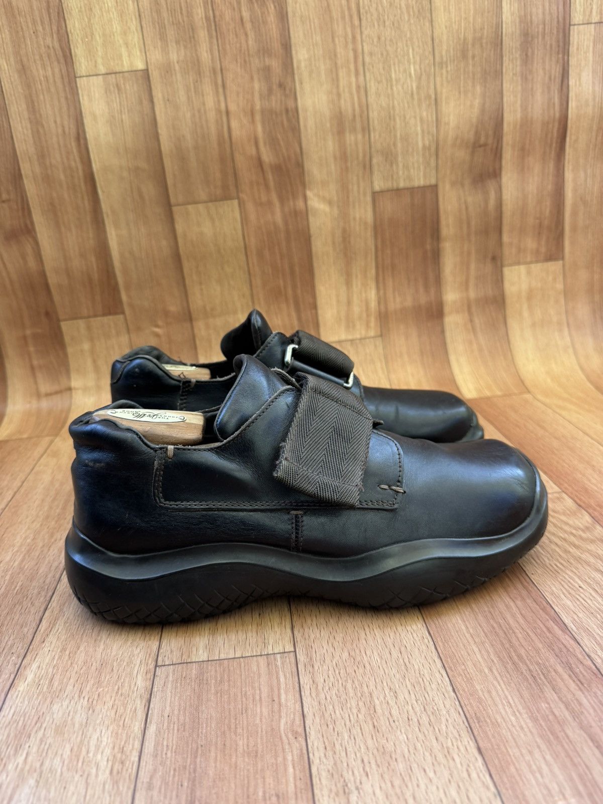 Prada 🔥AW99 Velcro Brixxen low Sneakers Size US 7 / EU 40 - 9 Thumbnail