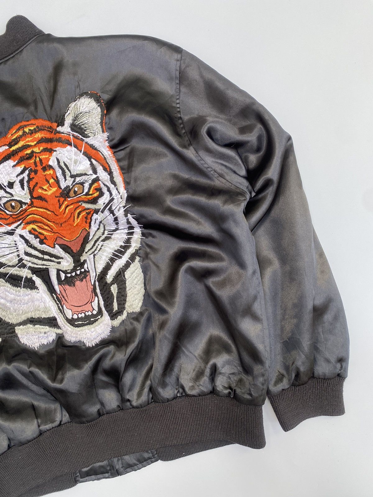 Japanese Brand 1980s Archive K. Yoshihiro Sukajan Jacket- “ Tiger” Size US L / EU 52-54 / 3 - 12 Thumbnail