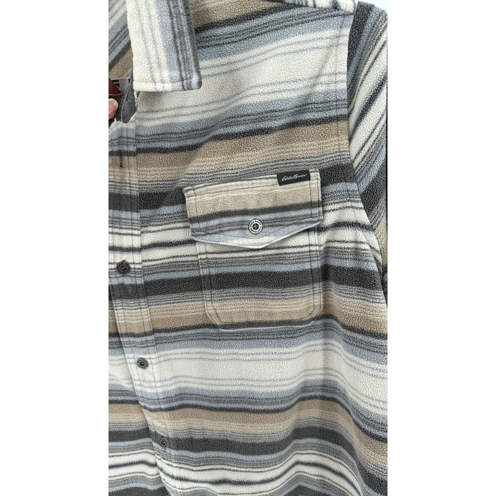 Eddie Bauer Eddie Bauer blue cream micro fleece button down shirt Size US XL / EU 56 / 4 - 4 Thumbnail