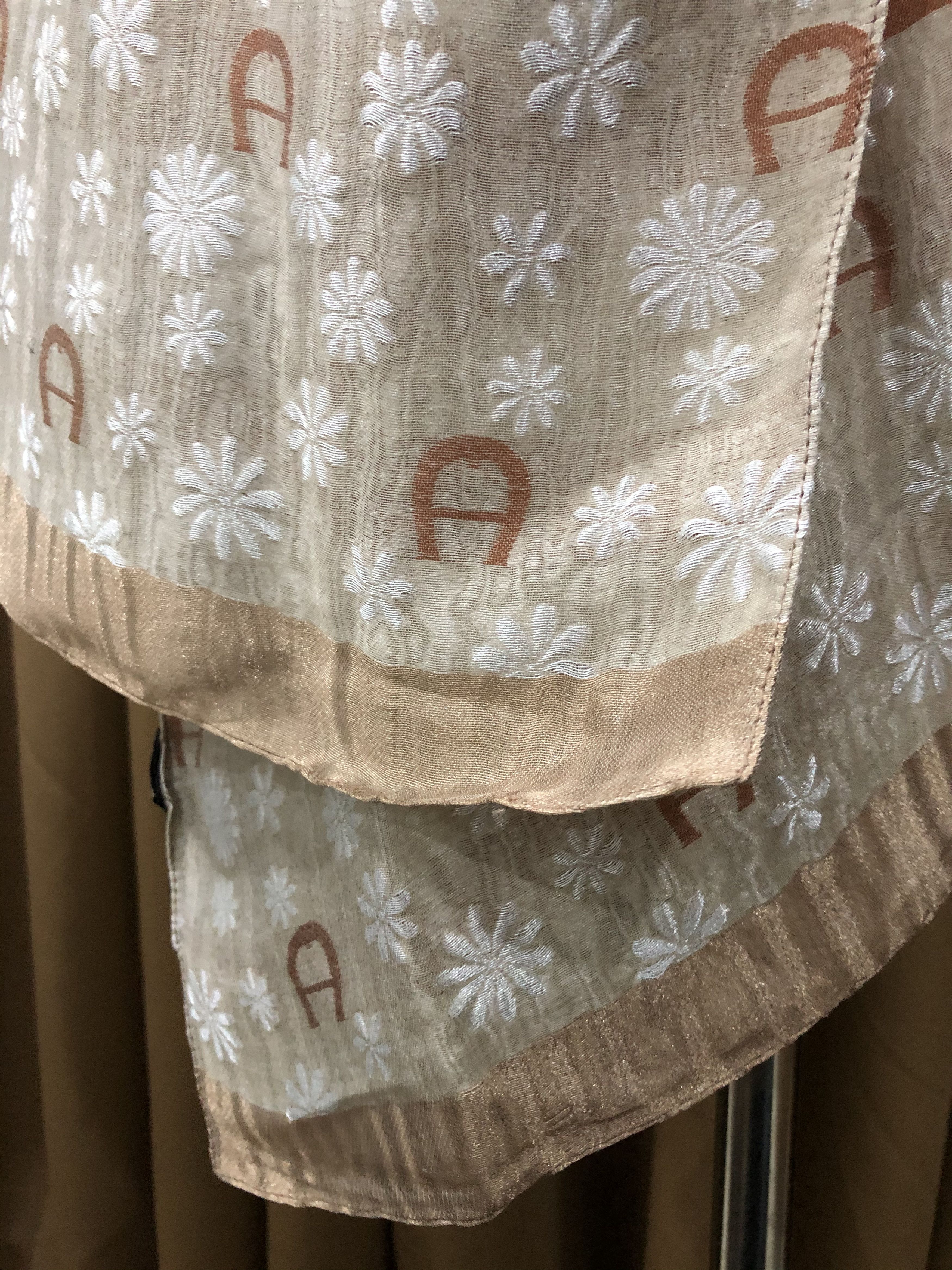 Aigner Aigner Munich Scarf Earth Tone Paisley Floral Print Size ONE SIZE - 2 Thumbnail