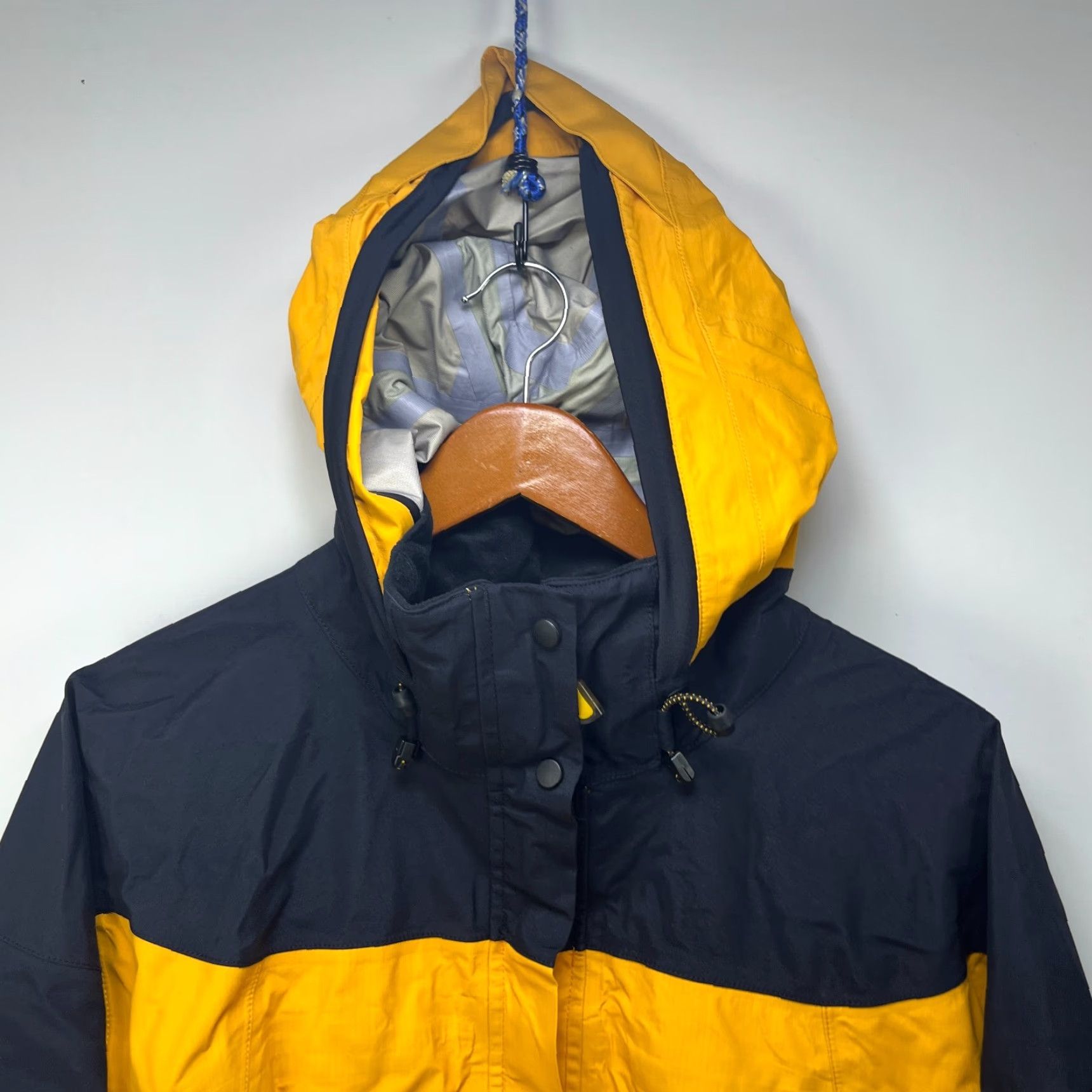 Vintage VINTAGE L.L. Bean Gore Tex Mountain Guide XCR Shell Jacket Womens XL Yellow Size XL / US 12-14 / IT 48-50 - 3 Thumbnail