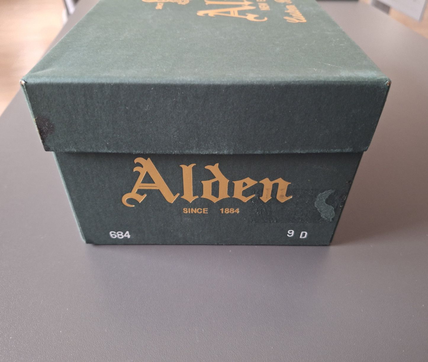 Alden 684 full strap loafers in color #8 cordovan Size US 9 / EU 42 - 5 Thumbnail