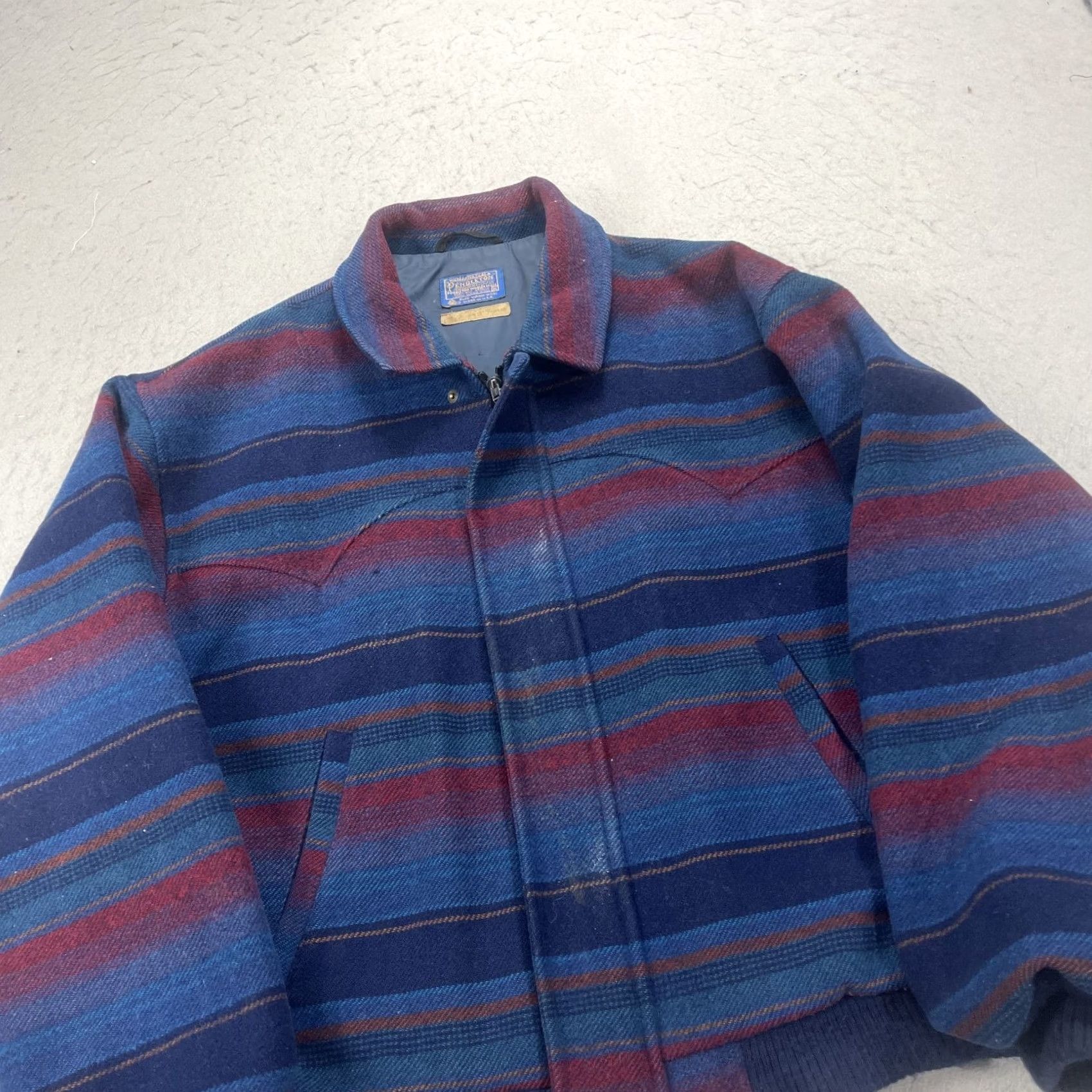 Pendleton VINTAGE Pendleton Jacket Mens XL Blue Red High Grade Western Wear Wool USA 70s Jacket Mens XL Blue Red Pendleton Western Wool USA 70s Size US XL / EU 56 / 4 - 3 Thumbnail