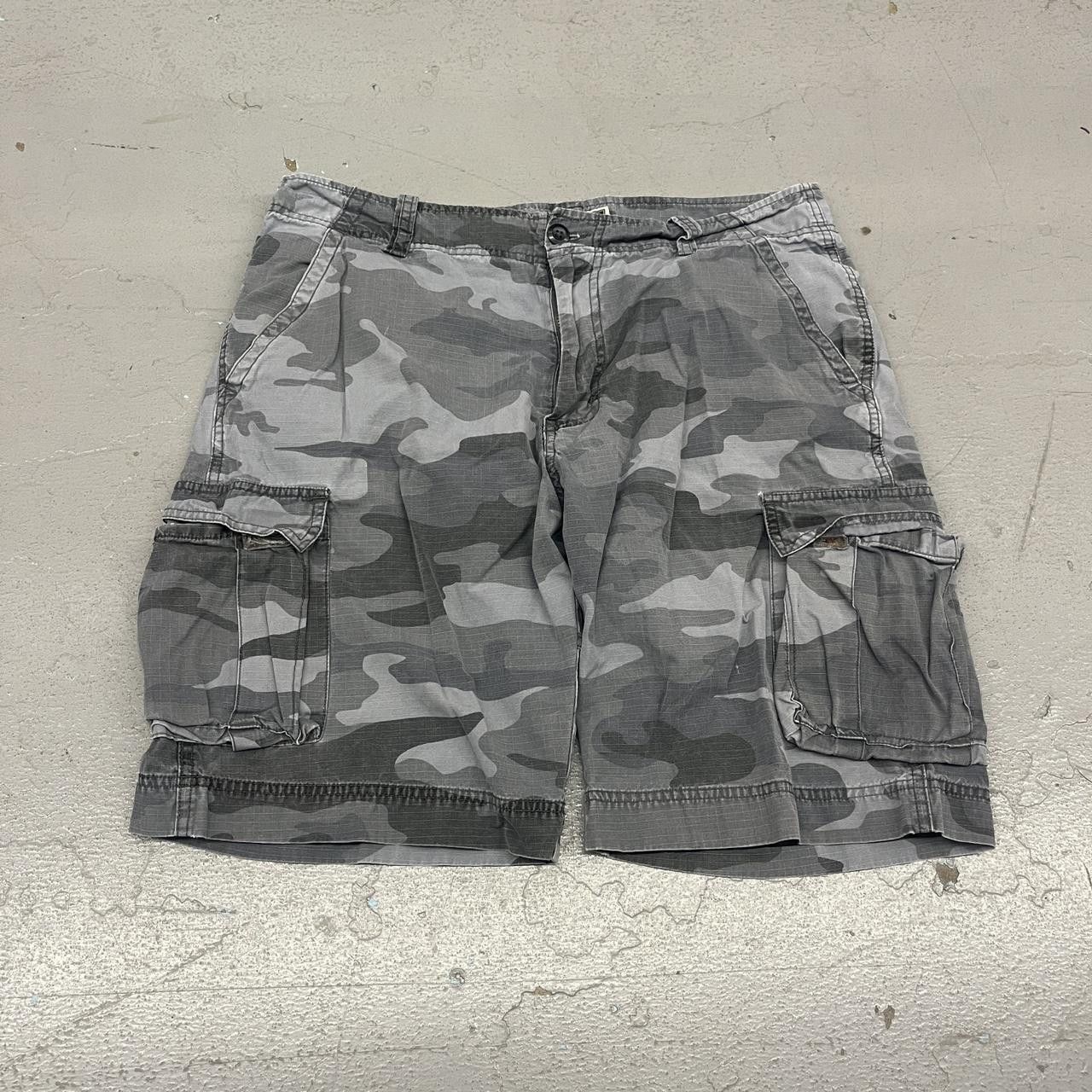 Route 66 VTG Y2K Route 66 Essential Grey Camo Cargo Shorts 34 Size US 34 / EU 50 - 1 Thumbnail