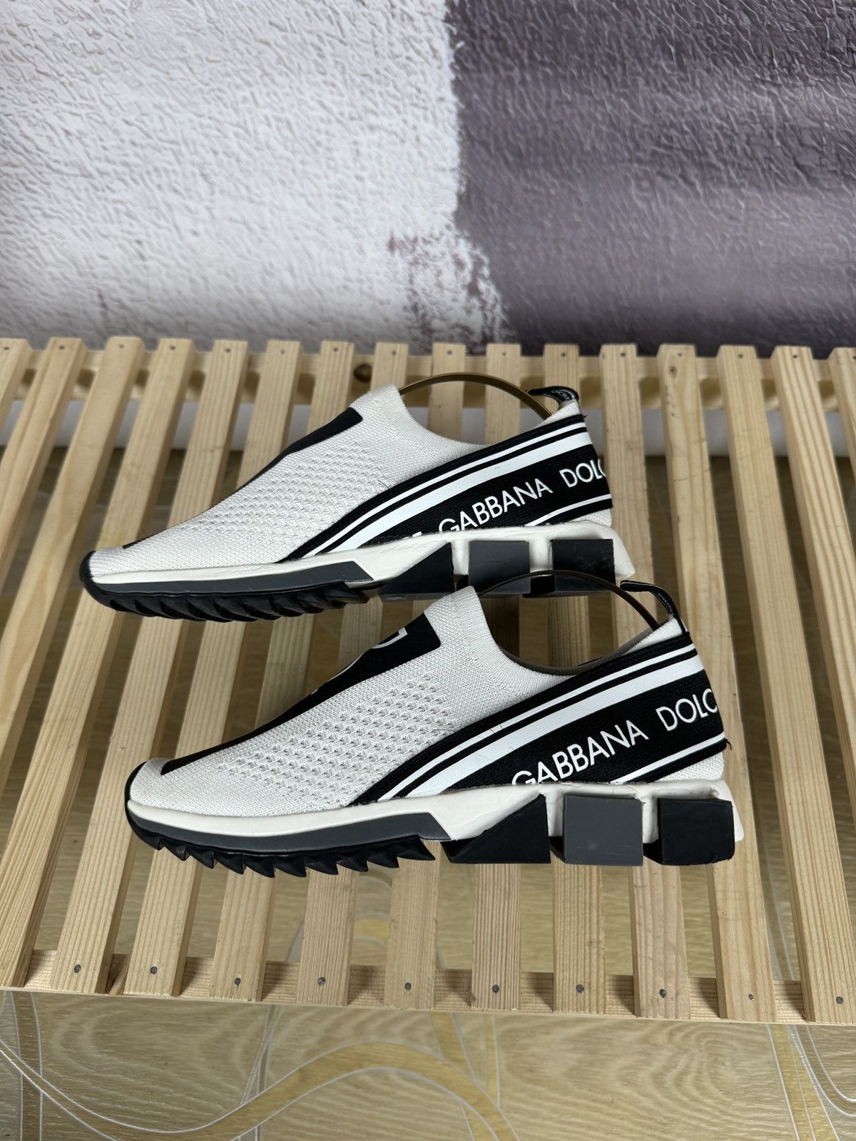 Dolce & Gabbana Dolce & Gabbana white/black big logo sneakers luxury Size US 9 / IT 39 - 6 Thumbnail
