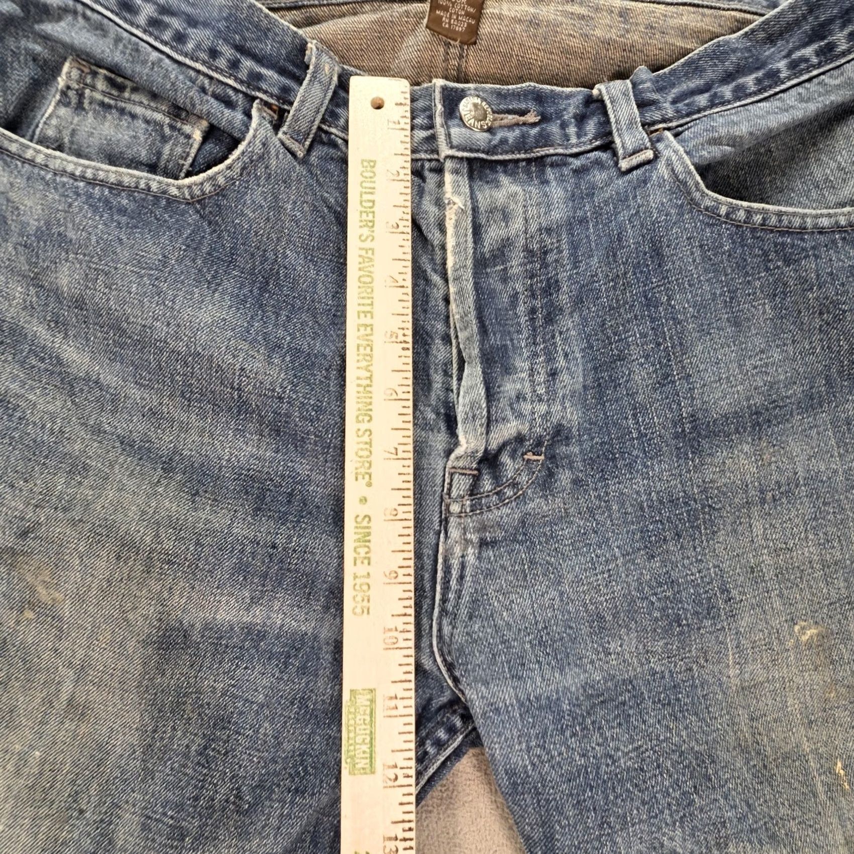Banana Republic Banana Republic Jeans Mens Straight Denim Blue Medium Wash Distressed 33x31 W38a 33in Inseam 31in Waist 33in Button Fly Pockets Vintage No Size US 33 - 7 Thumbnail