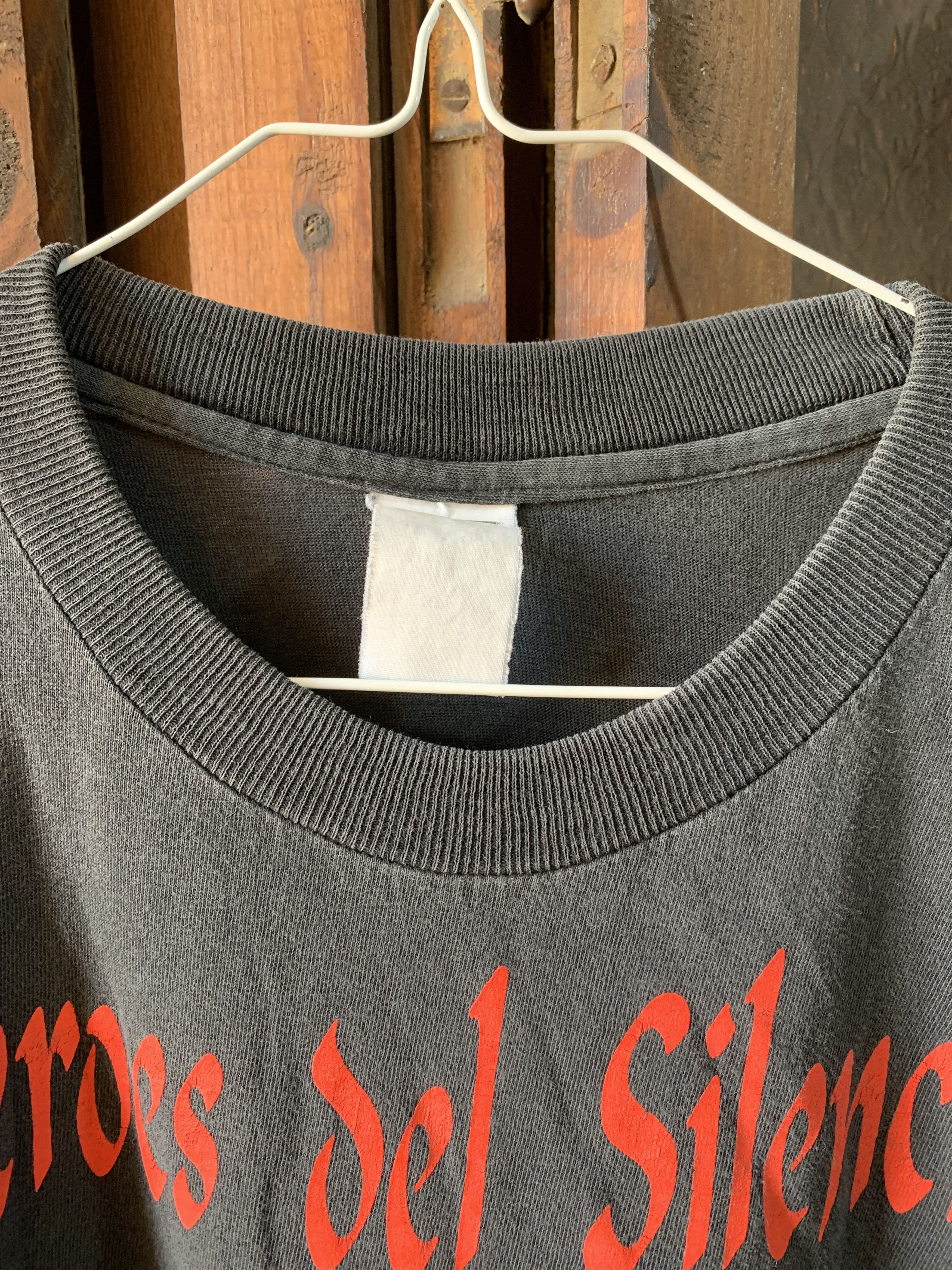 Band Tees Vintage rare Heroes Del Silencio single stitch Size US L / EU 52-54 / 3 - 3 Thumbnail