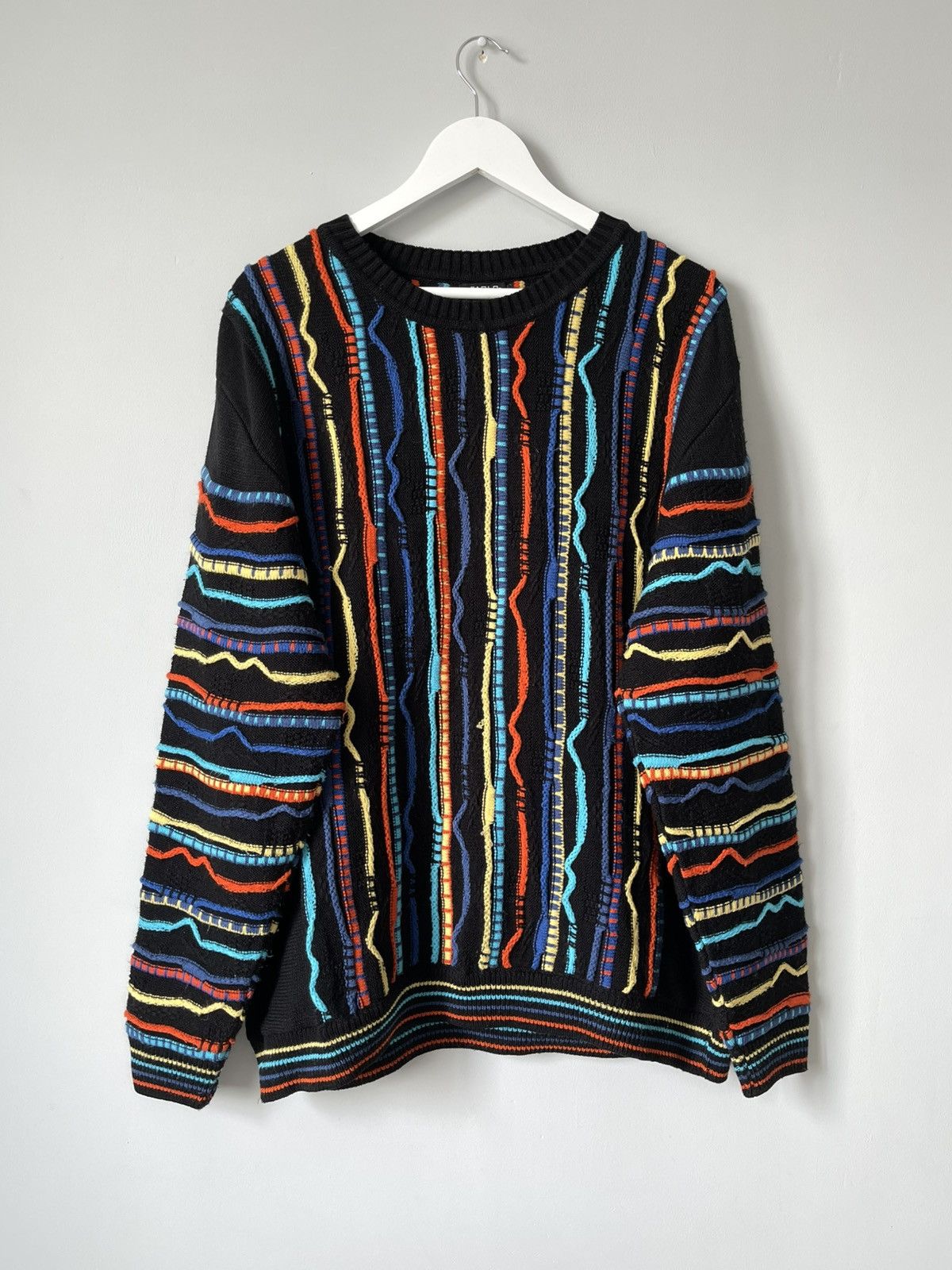 Vintage Vintage 90's Coogi Style Archive Rare 3D Knit Sweater Size US XL / EU 56 / 4 - 1 Thumbnail
