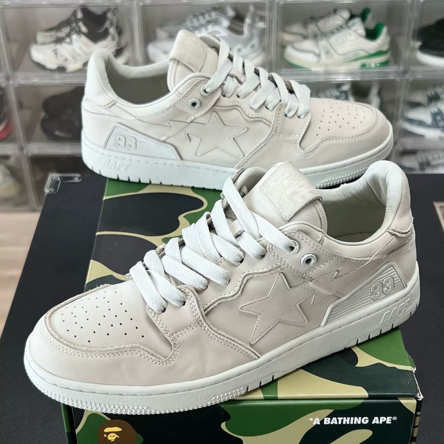 Bape Bape White Shoes Low Top High Top Size US 11 / EU 44 - 1 Thumbnail