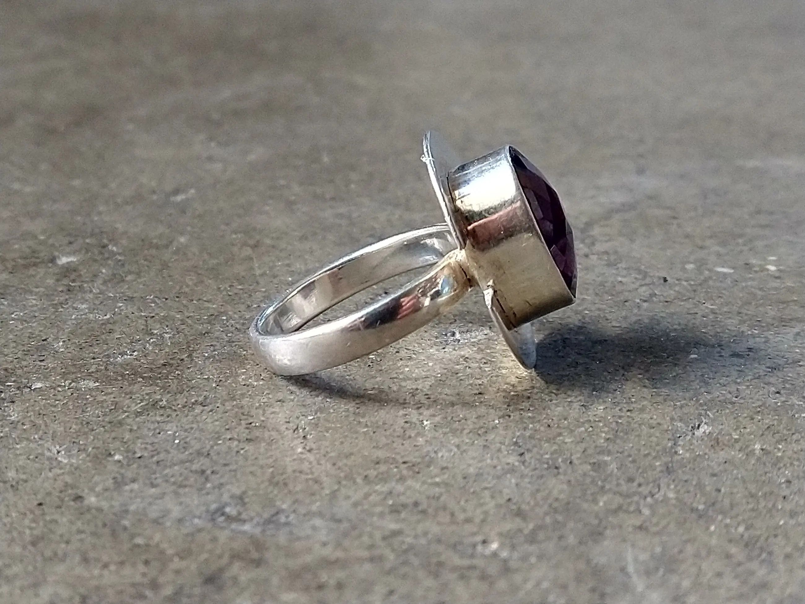 Vintage Vintage Sterling Silver Ring Purple Amethyst 11.75 Faceted Size ONE SIZE - 10 Thumbnail