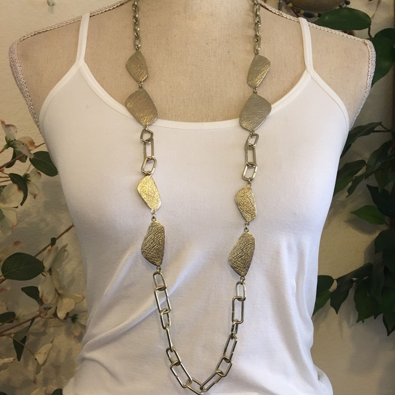 Vintage Vintage 90s gold tone textured disc chain necklace Size ONE SIZE - 1 Thumbnail