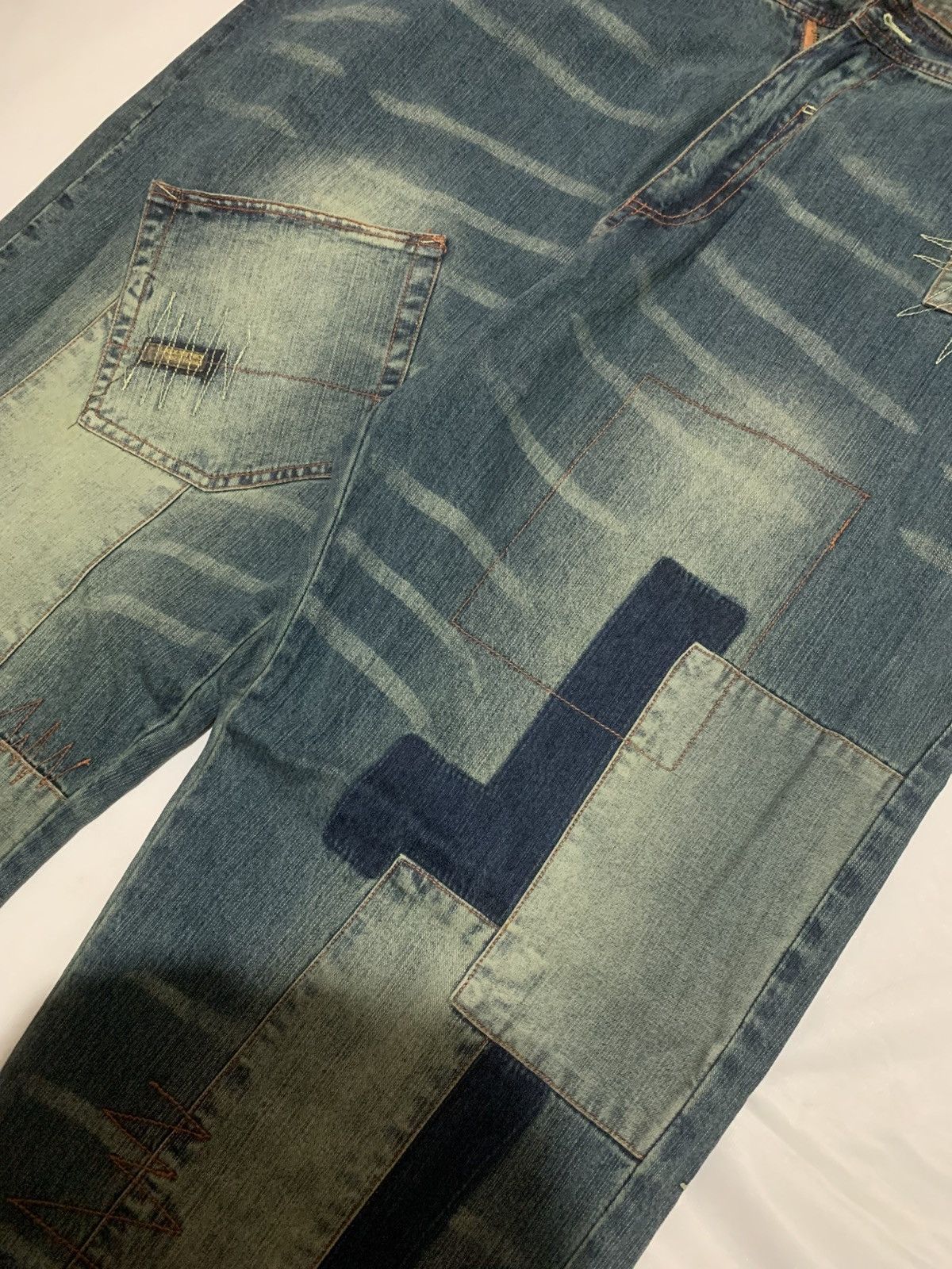 Akademiks Vintage Akademiks Multi Pocket Embroidered Baggy Y2K Jeans Size US 42 / EU 58 - 9 Thumbnail