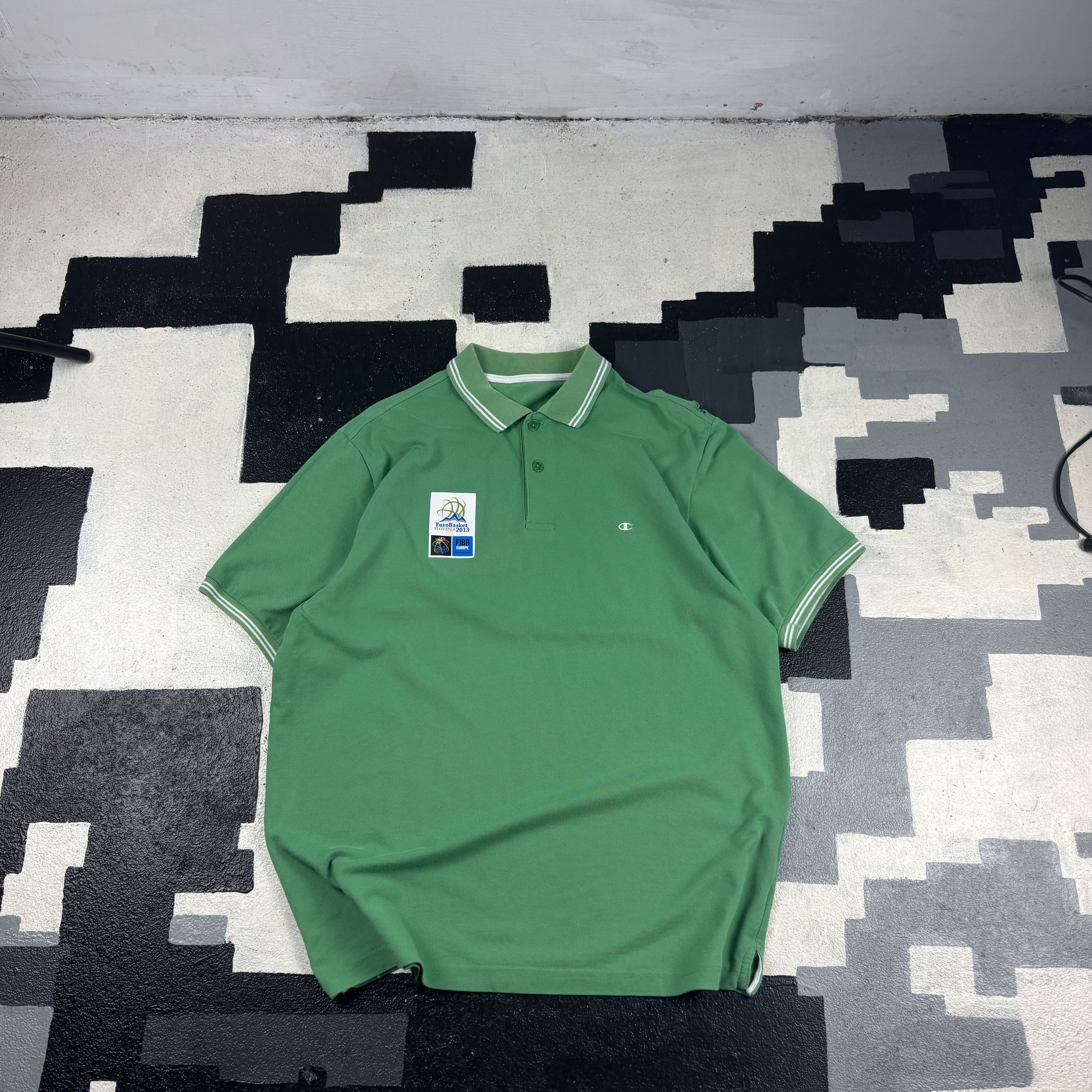 Champion Vintage FIBA Polo Size US M / EU 48-50 / 2 - 1 Thumbnail