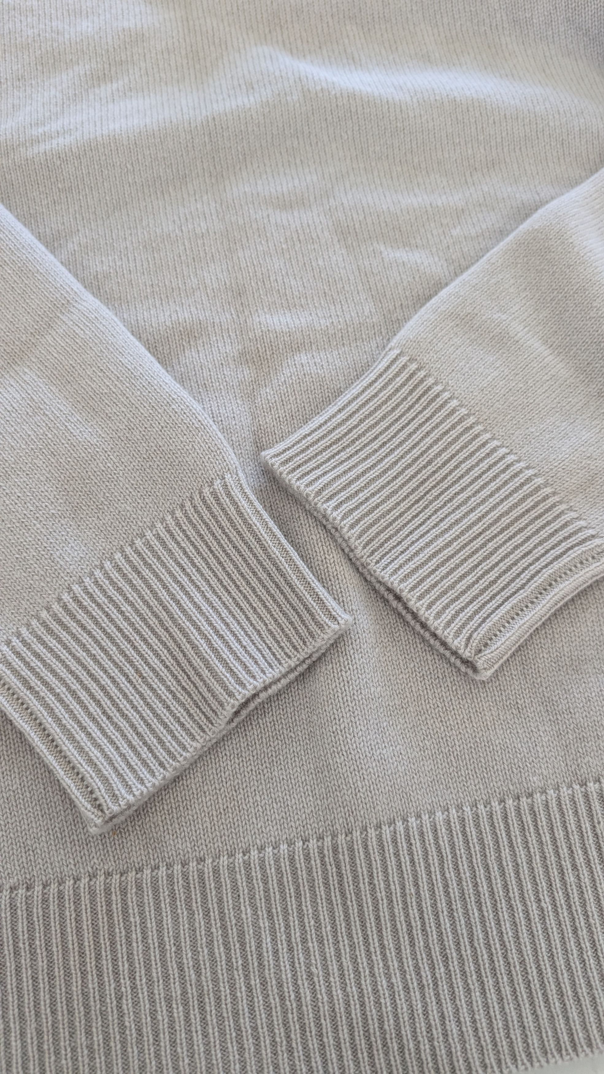 Burberry BURBERRY Grey 100% Cashmere Crew Neck Made in Scotland Size US S / EU 44-46 / 1 - 9 Thumbnail