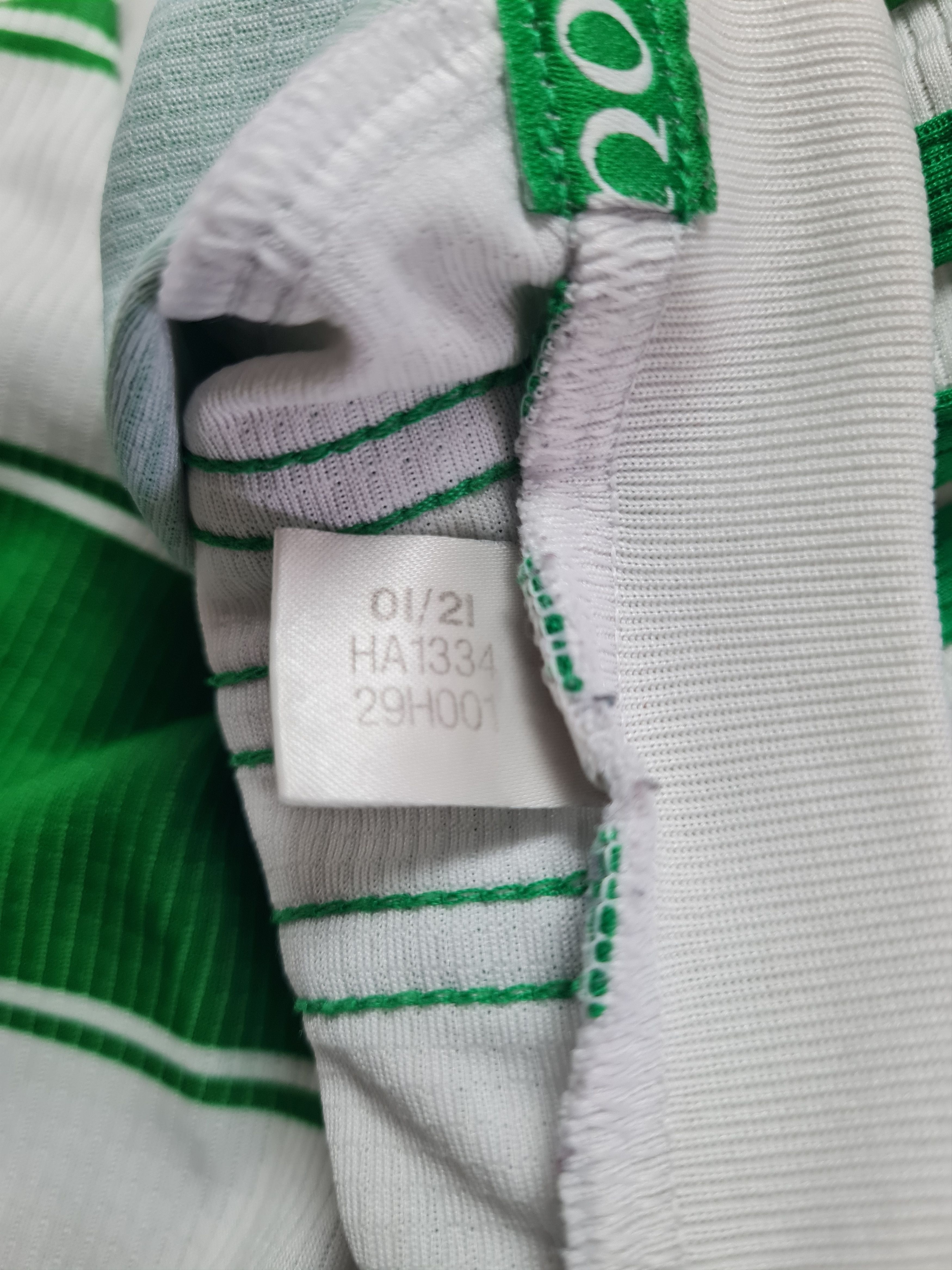 Adidas Jersey Celtic FC #16 Soccer Shirt 20/21 Adidas Trikot Size US M / EU 48-50 / 2 - 25 Thumbnail