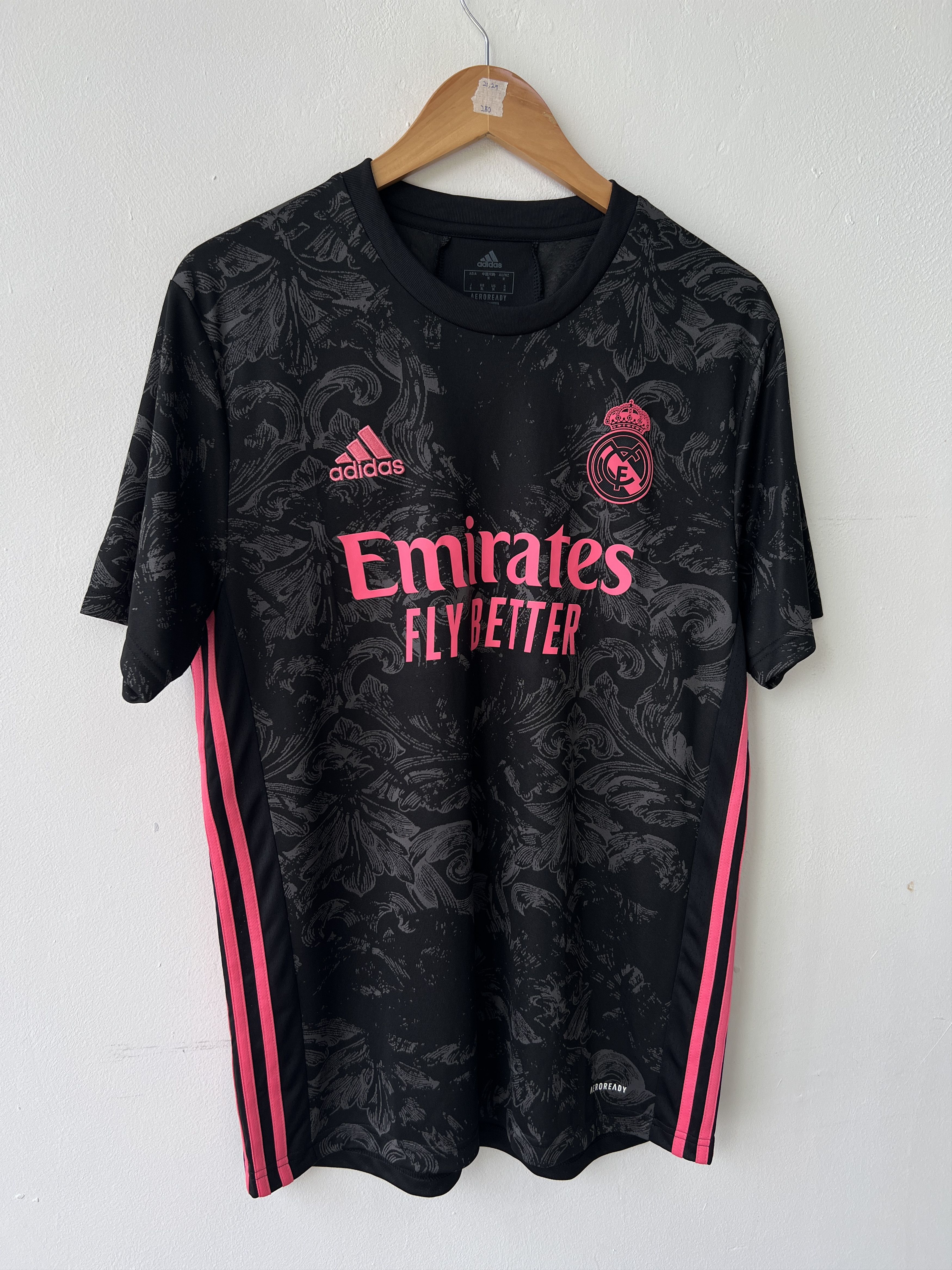 Adidas (M) Real Madrid 2020-21 Third Kit Modric #10 Size US M / EU 48-50 / 2 - 5 Thumbnail