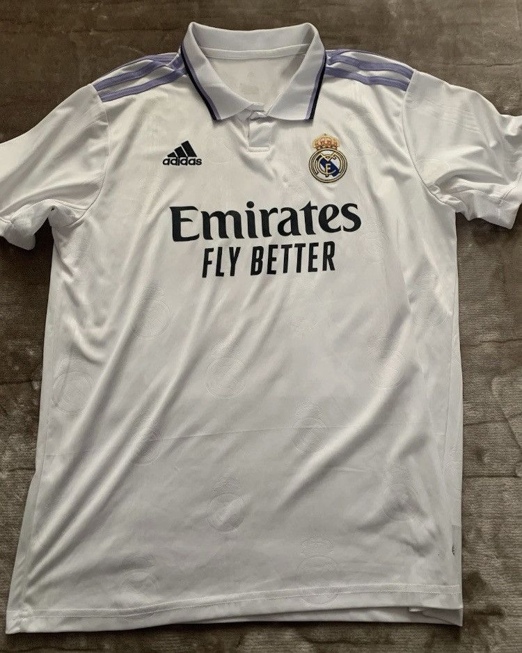 Adidas Jersey tchouameni real madrid Size US L / EU 52-54 / 3 - 2 Thumbnail
