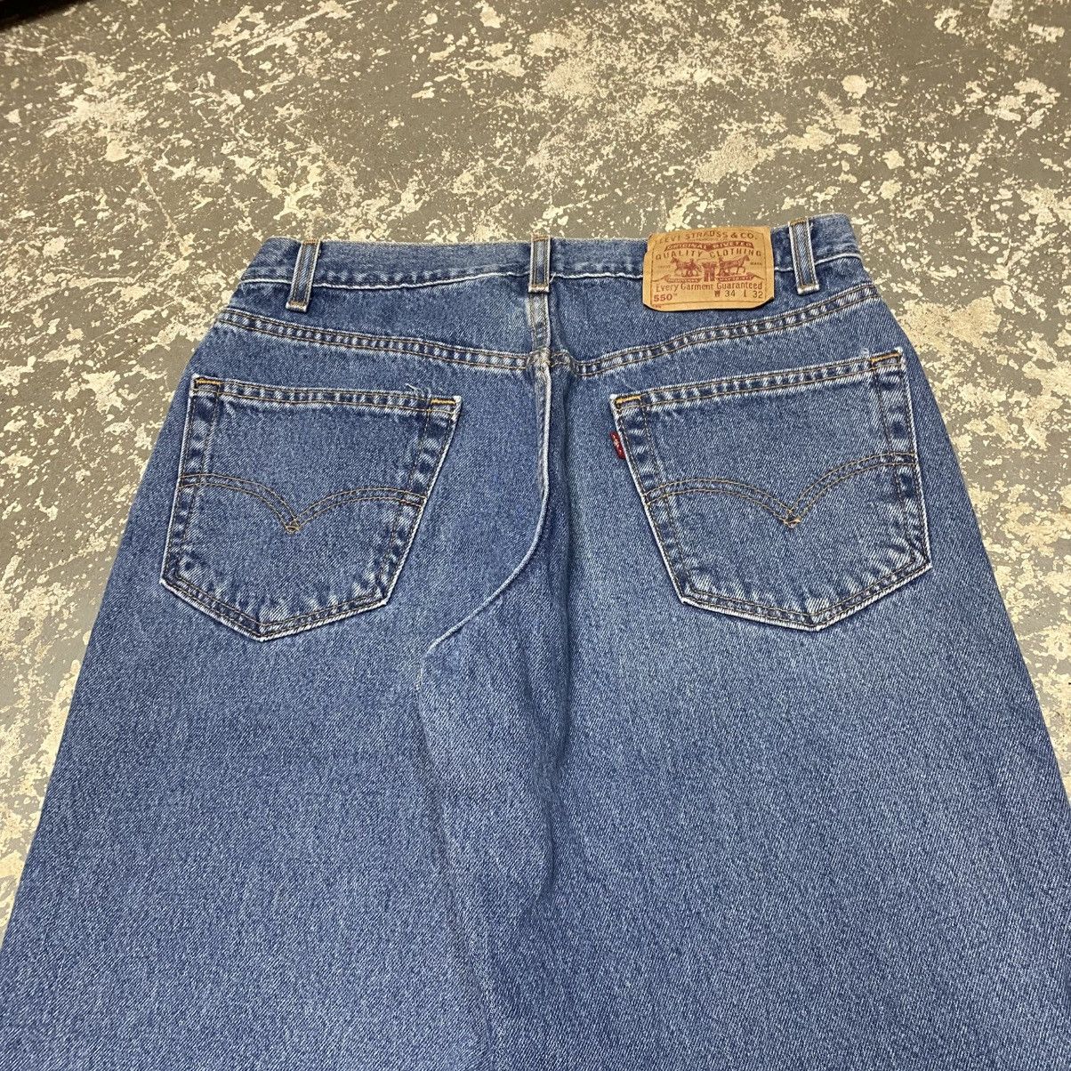 Levi's × Vintage Vintage Levi’s 550 Relaxed Fit Blue Denim Jeans USA 90s Size US 31 - 9 Thumbnail