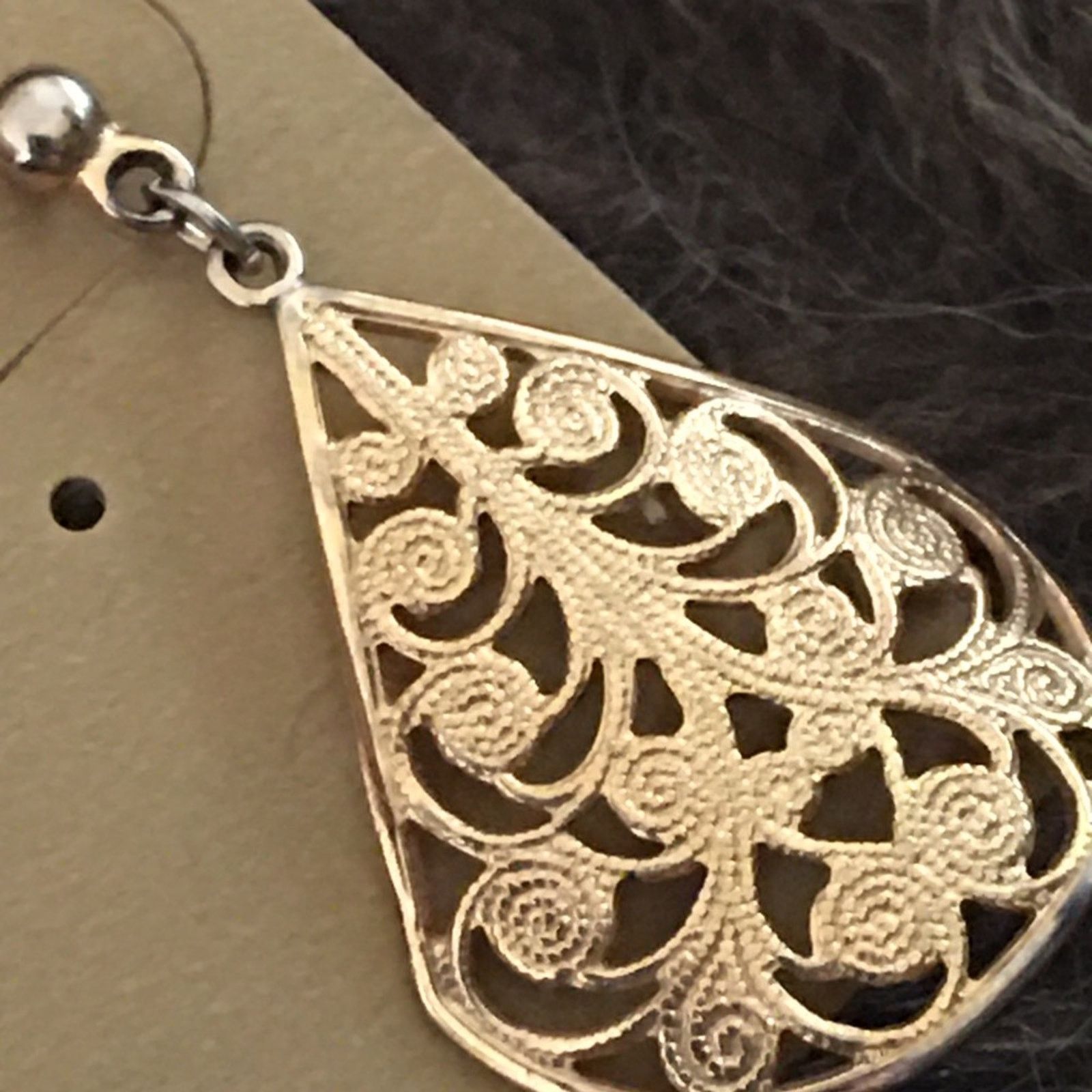 Vintage Vintage gold tone filigree dangle earrings Size ONE SIZE - 5 Thumbnail