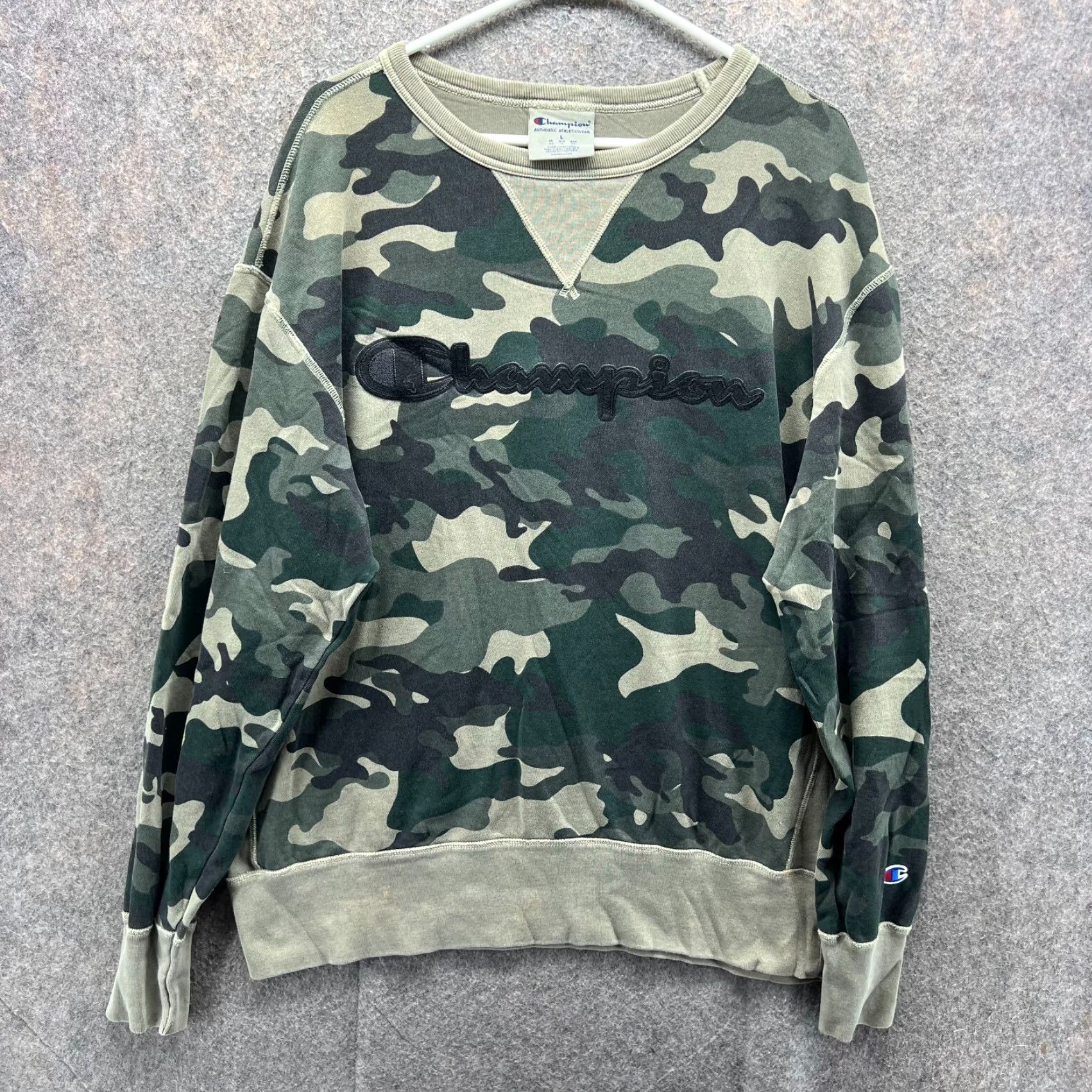 Champion VINTAGE Champion Sweatshirt Mens Large Green Camouflage Fleece Pullover Crewneck Logo All Seasons - Sprinkles: None Size US L / EU 52-54 / 3 - 2 Thumbnail