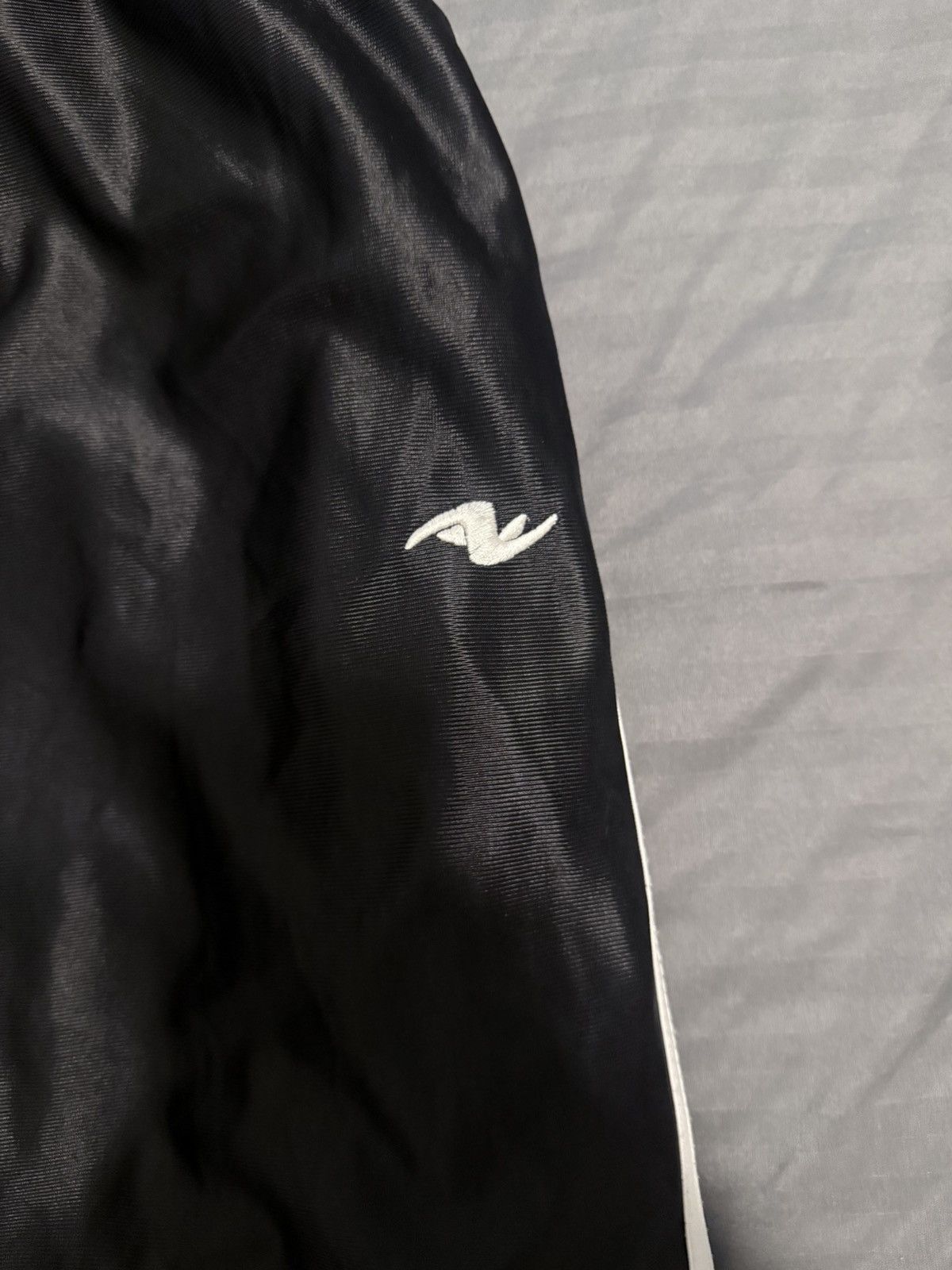 Vetements De Sport By Wim Neels REVERSIBLE BAGGY TRACK SWEATPANTS Size US 32 / EU 48 - 5 Thumbnail