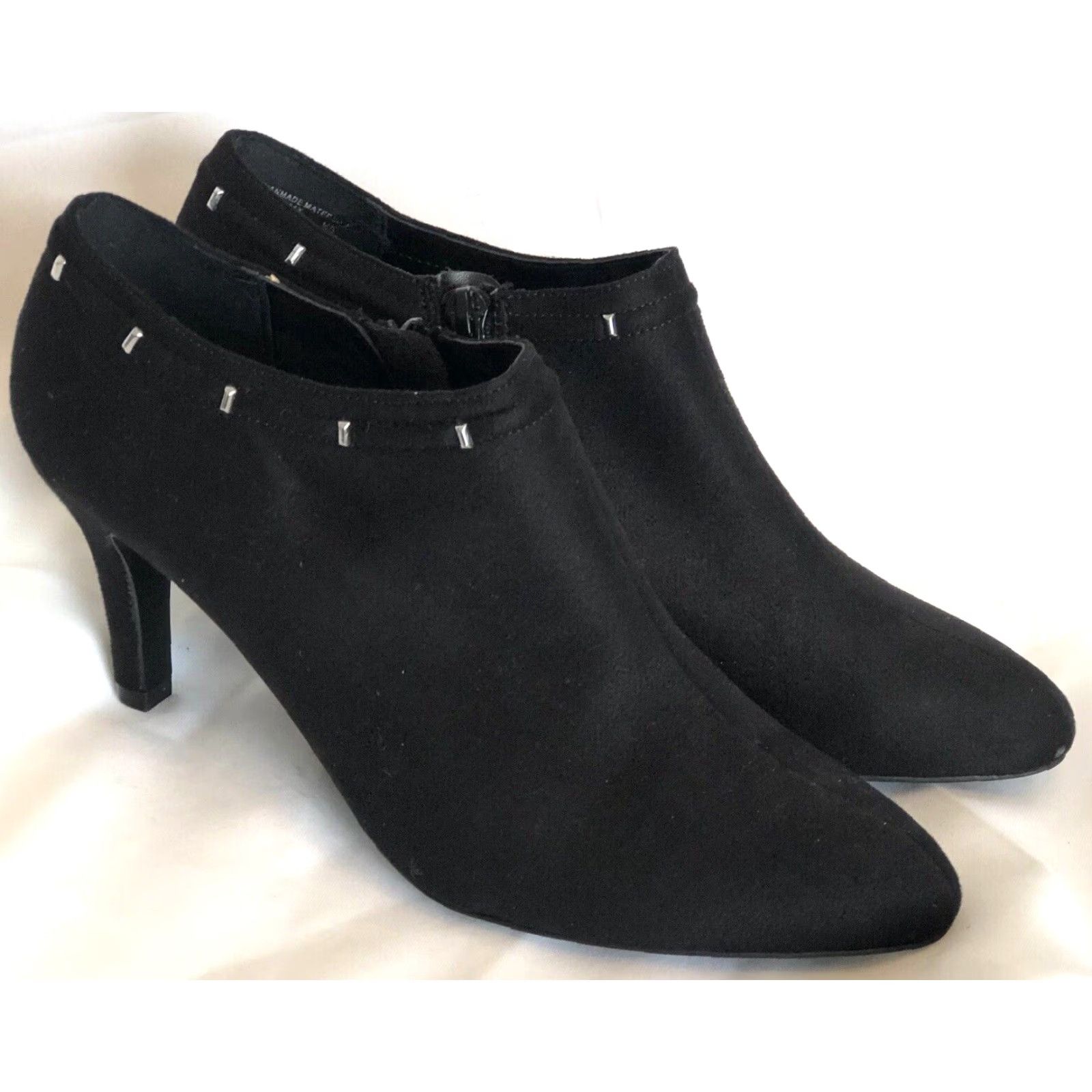 Vintage Covington Boots Women's Ankle Block Black Faux Suede 3" Heel Side Zip Studs Bootie 8M 40 EU 6.5 UK Size US 8 / IT 38 - 3 Thumbnail
