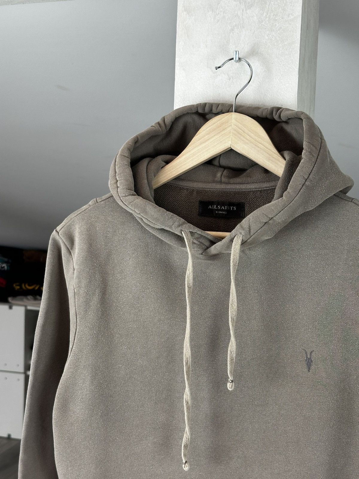 Allsaints Vintage Allsaints Base Mini Logo Hoodie Size US S / EU 44-46 / 1 - 2 Thumbnail
