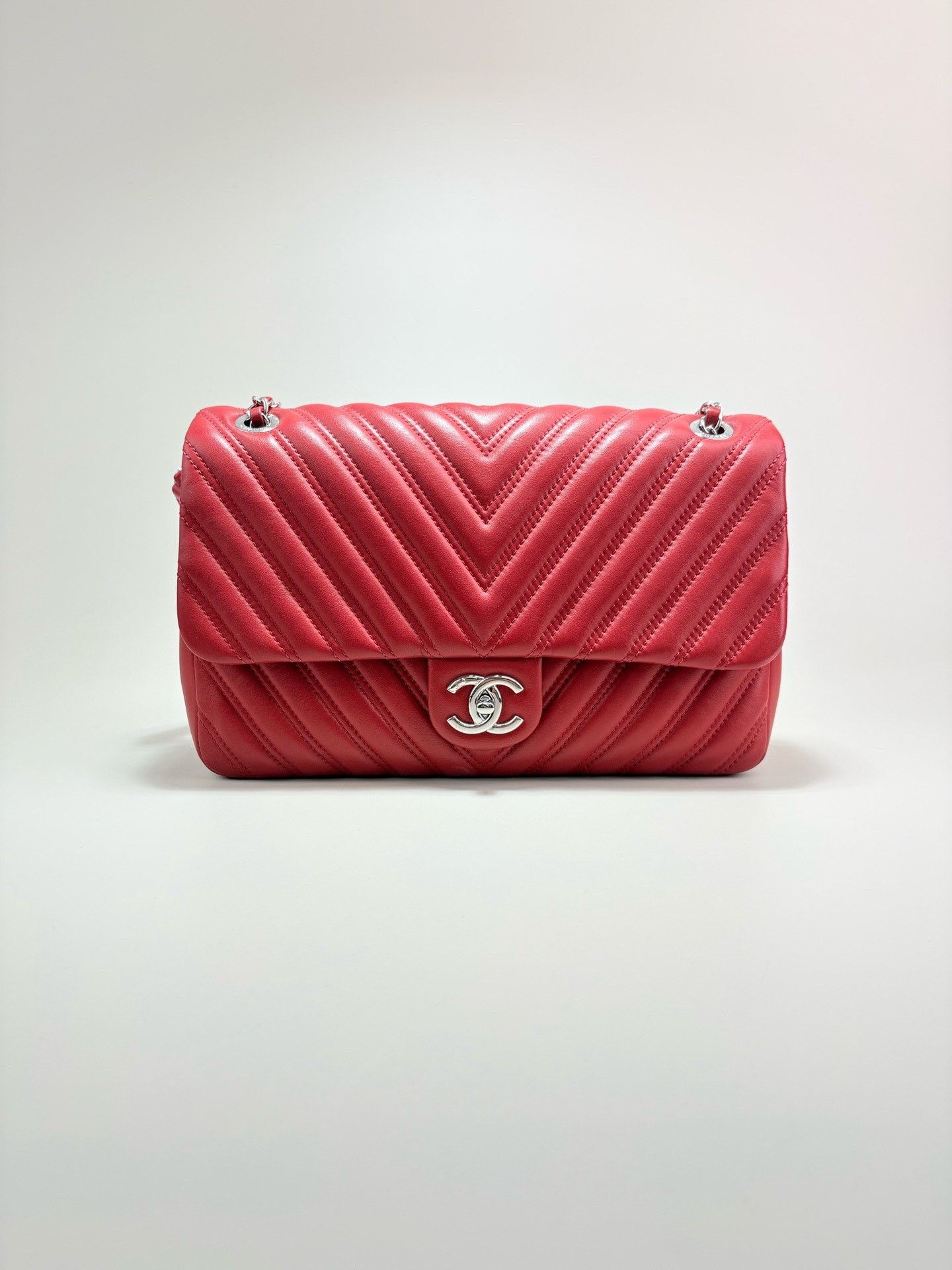 Chanel CHANEL V Quilted Lambskin CF Chain Bag Size ONE SIZE - 1 Thumbnail