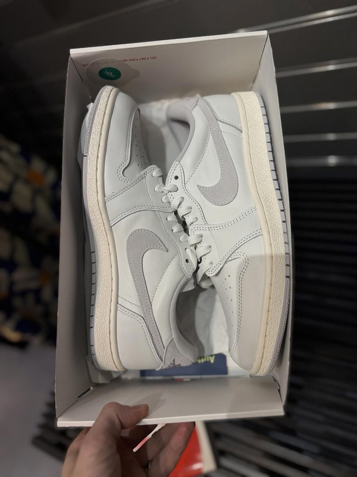 Jordan Brand Jordan 1 Low 85 Neutral Grey NEW Size 10.5 FB9933-100 Size US 10.5 / EU 43-44 - 12 Thumbnail