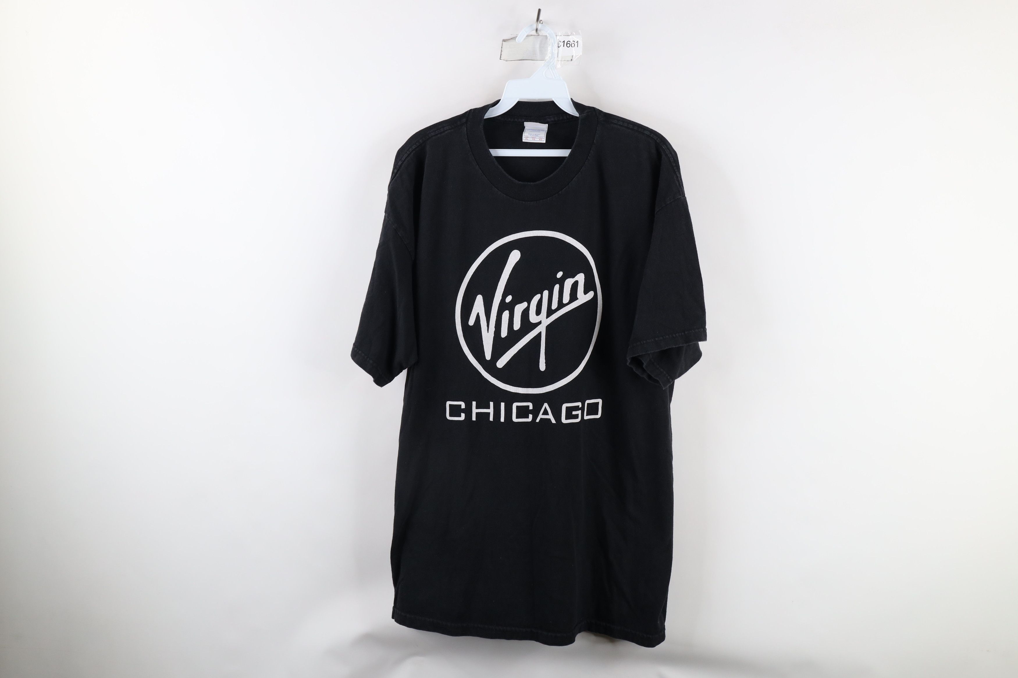 Vintage Vintage 90s Out Virgin Hotels Chicago Short Sleeve T-Shirt Size US XL / EU 56 / 4 - 1 Thumbnail