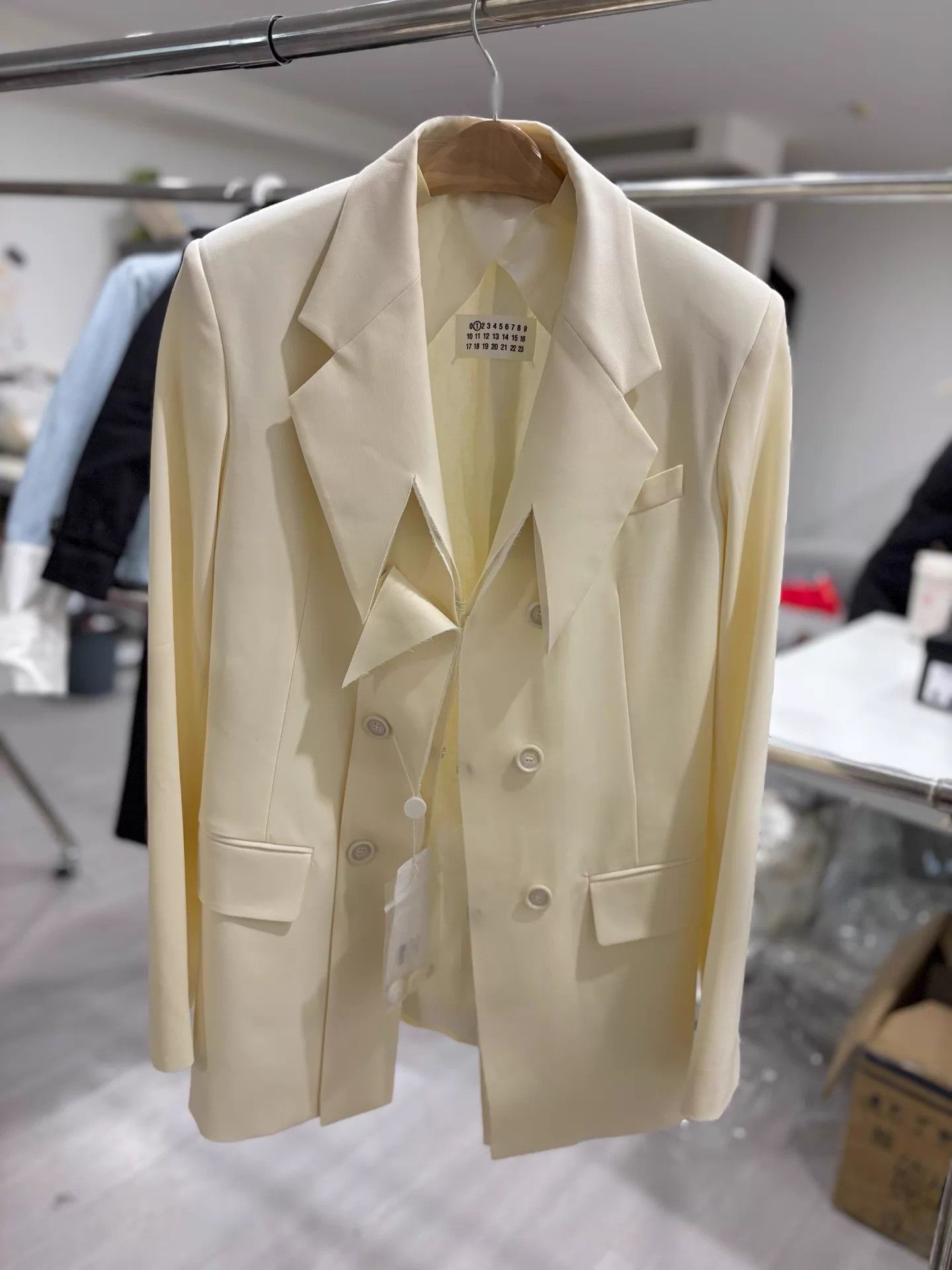 Maison Margiela Maison Margiela Distressed Ivory DB Blazer With Tags 40 Size S / US 4 / IT 40 - 1 Thumbnail
