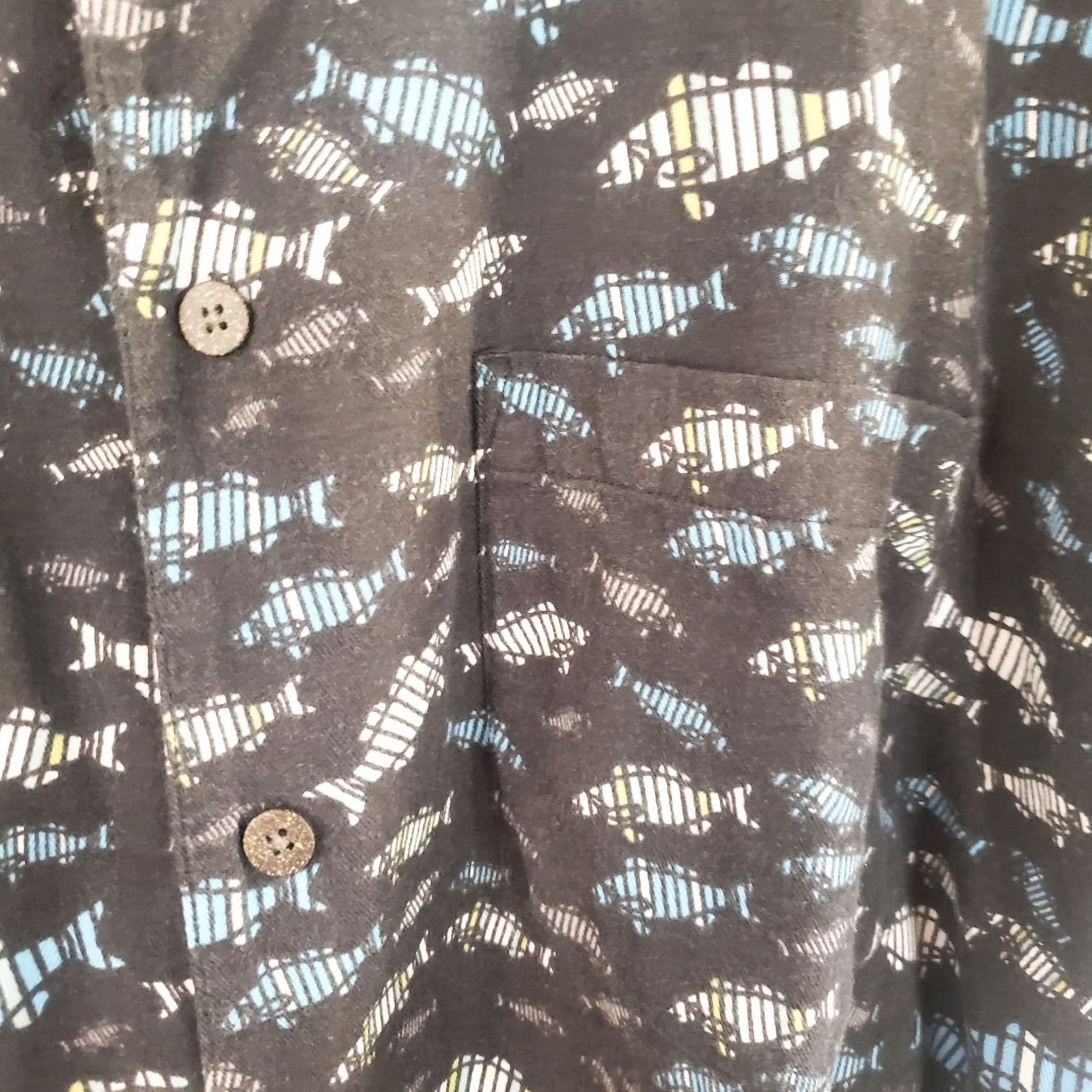 Vintage Clearwater Outfitters Men's L Black Blue Fish Pattern Short Sleeve Button Down Shirt Outdoor Hawaiian Casual Size US 33 - 4 Thumbnail