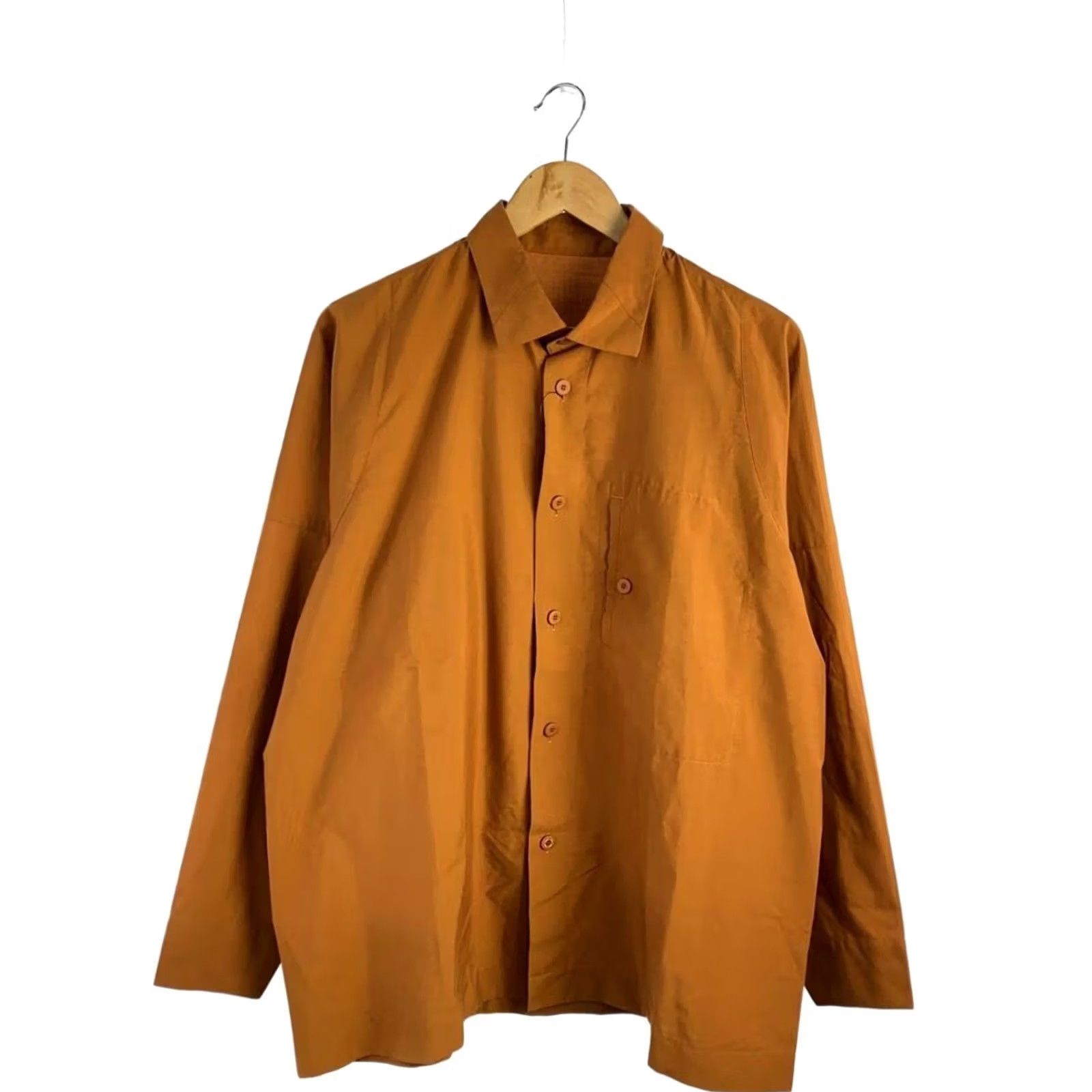 Issey Miyake ISSEY MIYAKE 132.5. Camel Long Sleeve Shirt Size 3 Polyester Men's Used - Button-Up, Casual Shirt, Regular, MPN 2340838395335, Japan, Vintage? No Size US L / EU 52-54 / 3 - 2 Thumbnail