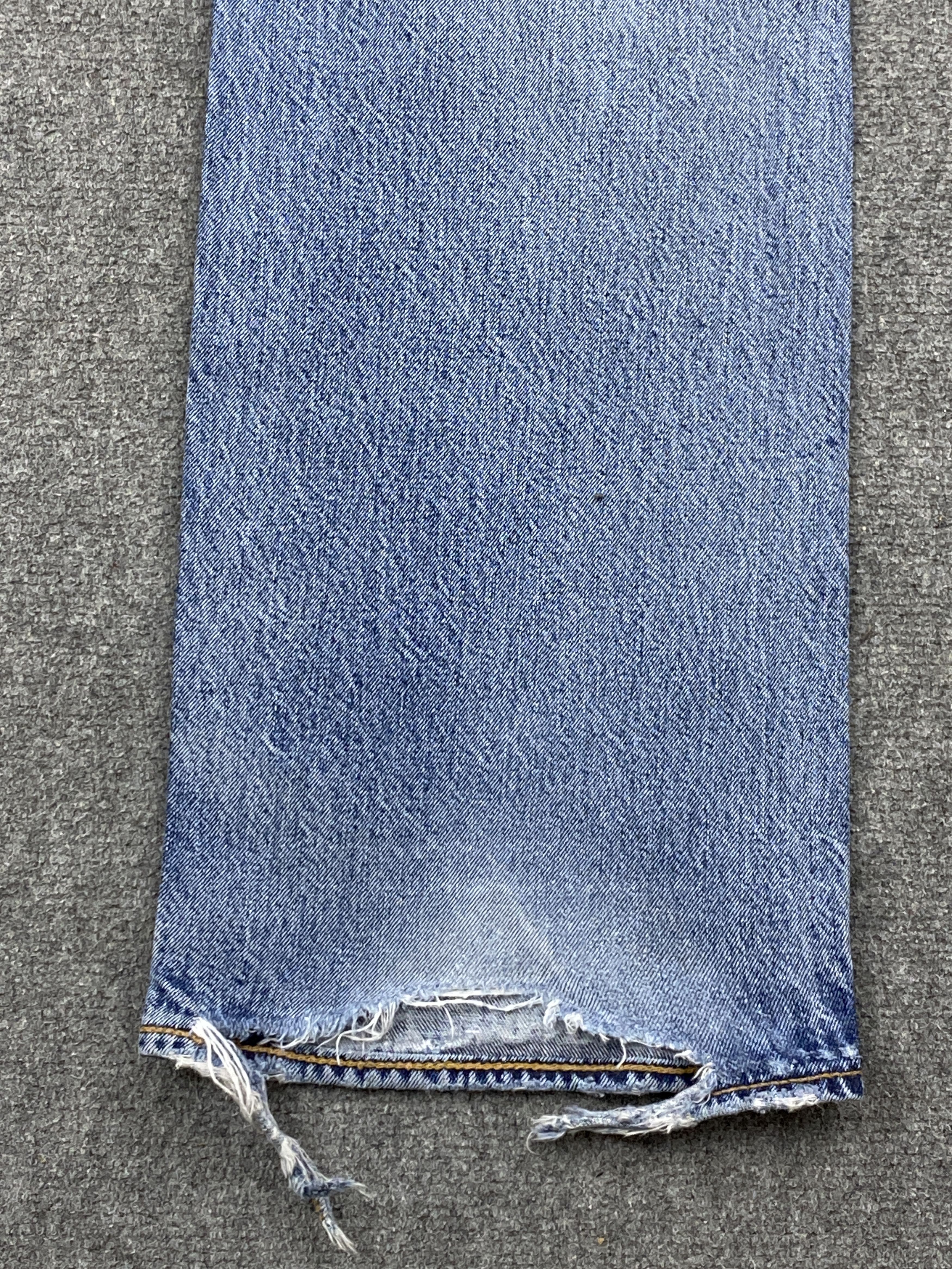 Levi's Vintage Levis 501 Distressed Jeans DP2798 Size US 38 / EU 54 - 21 Thumbnail