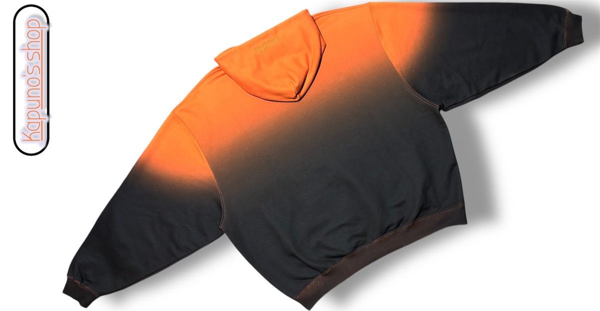 Vetements Vetements Hoodie Gradient Limited Edition Size US M / EU 48-50 / 2 - 6 Thumbnail