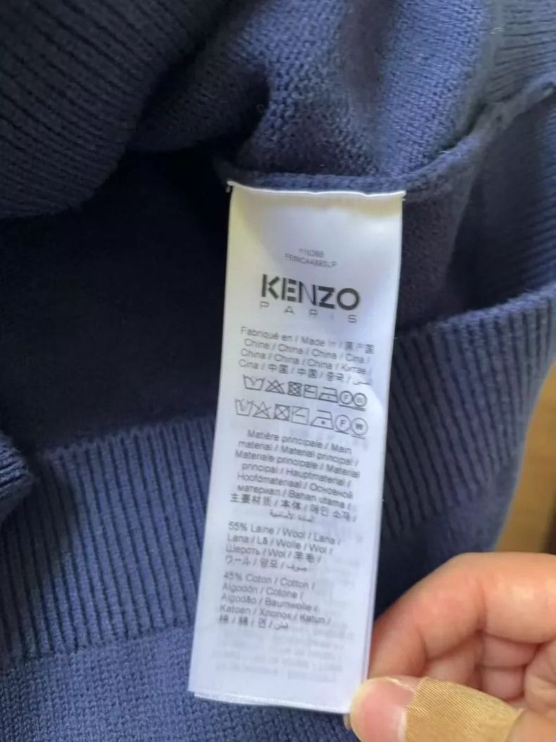 Kenzo KENZO Logo V-neck single rowed long sleeve knit sweater Size US S / EU 44-46 / 1 - 4 Thumbnail