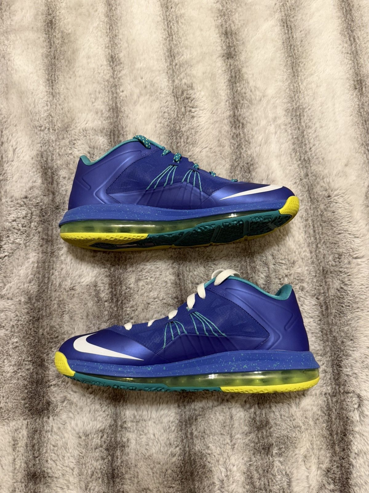 Nike Nike LeBron 10 Low ‘Sprite’ Size US 9 / EU 42 - 2 Thumbnail