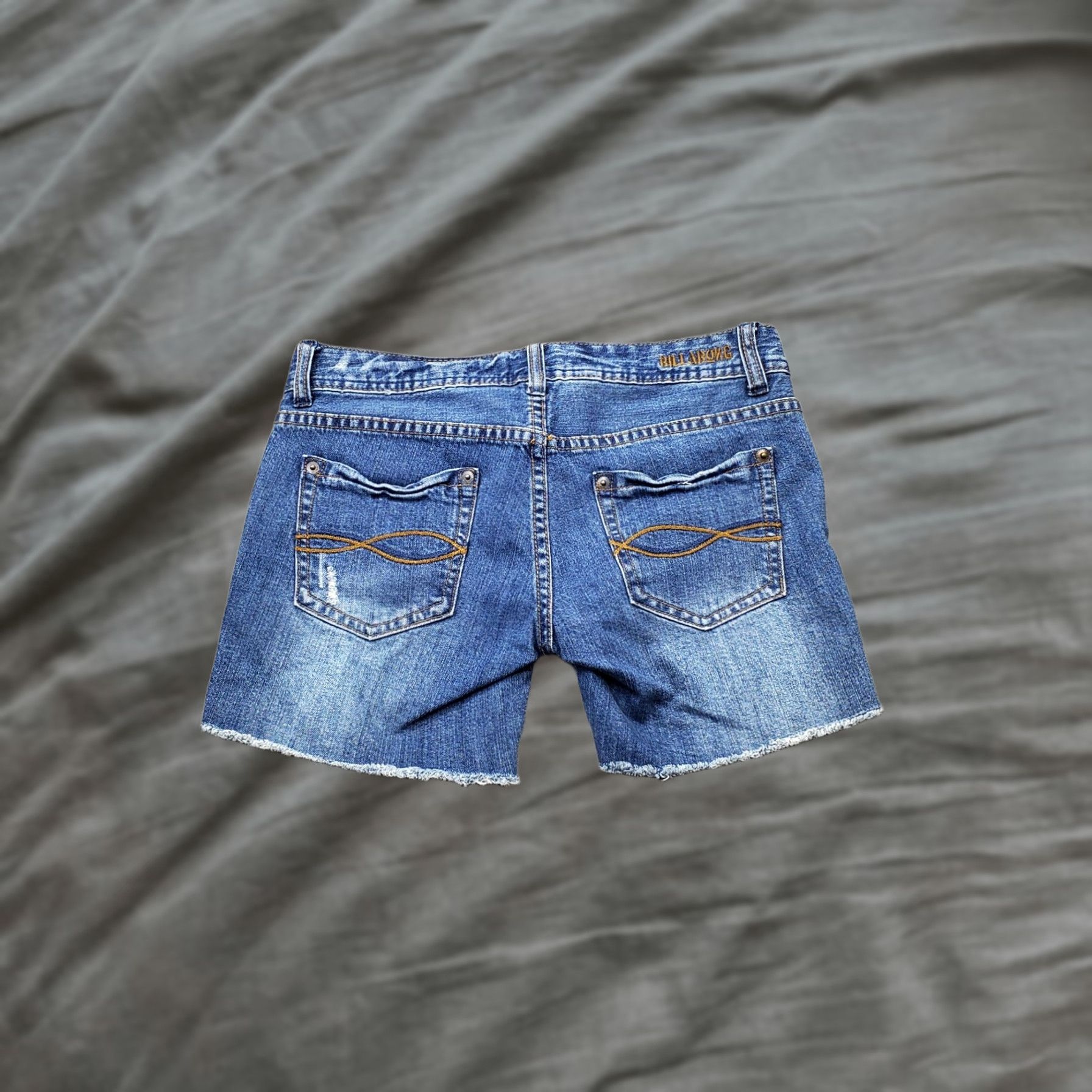 Billabong Billabong Jeans Bermuda Short Women's 1 Blue Denim Distressed Frayed Hem 5-Pocket Denim Cotton Shirt Woman Pink? Size 25" / US 0 / IT 36 - 1 Thumbnail