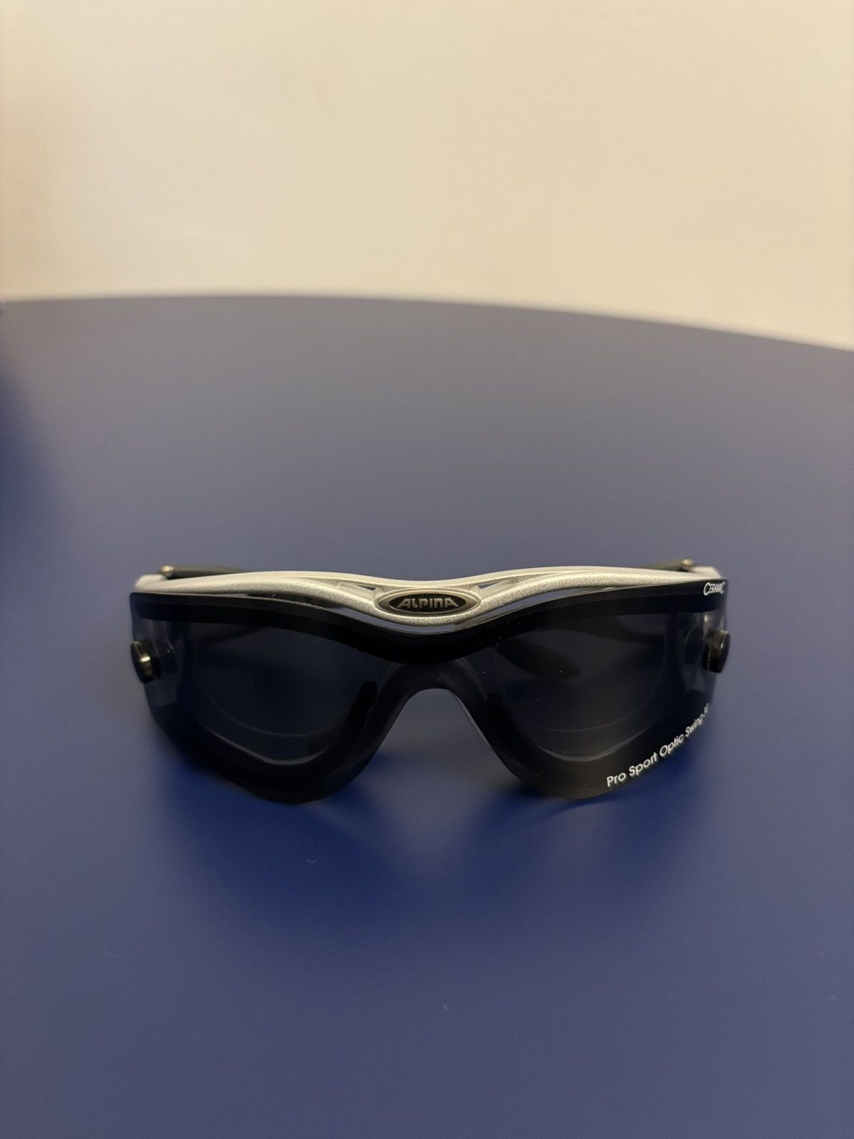 Oakley Alpina Sunglasses Size ONE SIZE - 1 Thumbnail