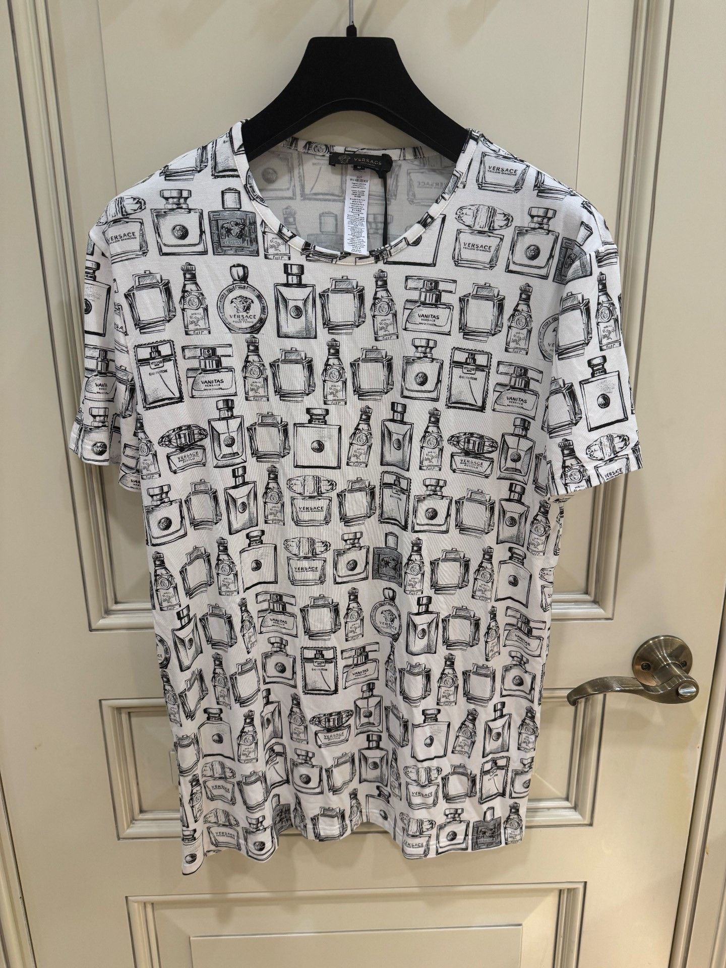Versace Versace Classic Perfume Bottle Print T-shirt Size L / US 10 / IT 46 - 1 Thumbnail