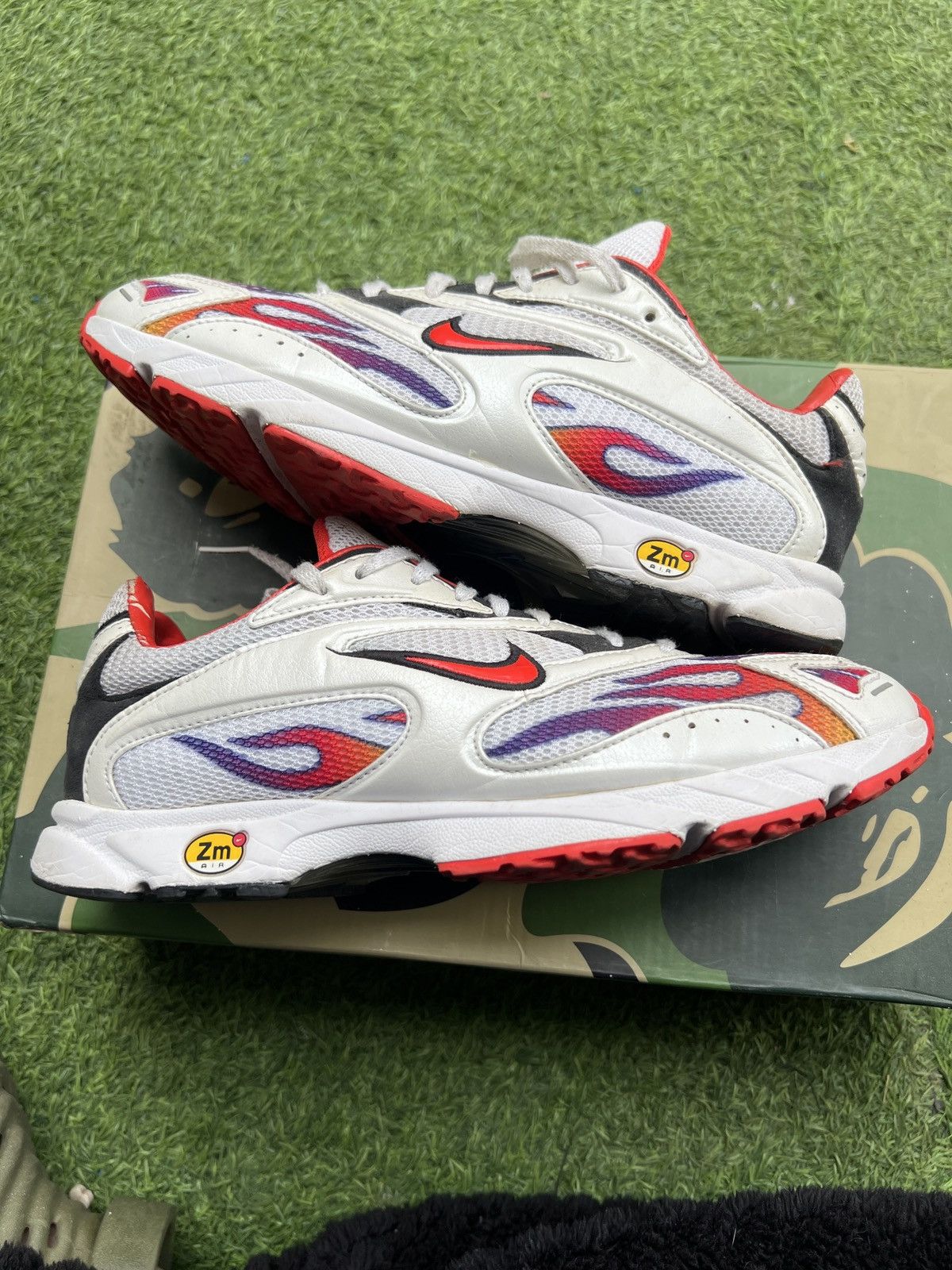 Nike × Supreme Nike x Supreme Zoom Streak Spectrum Plus 'Habanero Red' Size US 8 / EU 41 - 2 Thumbnail