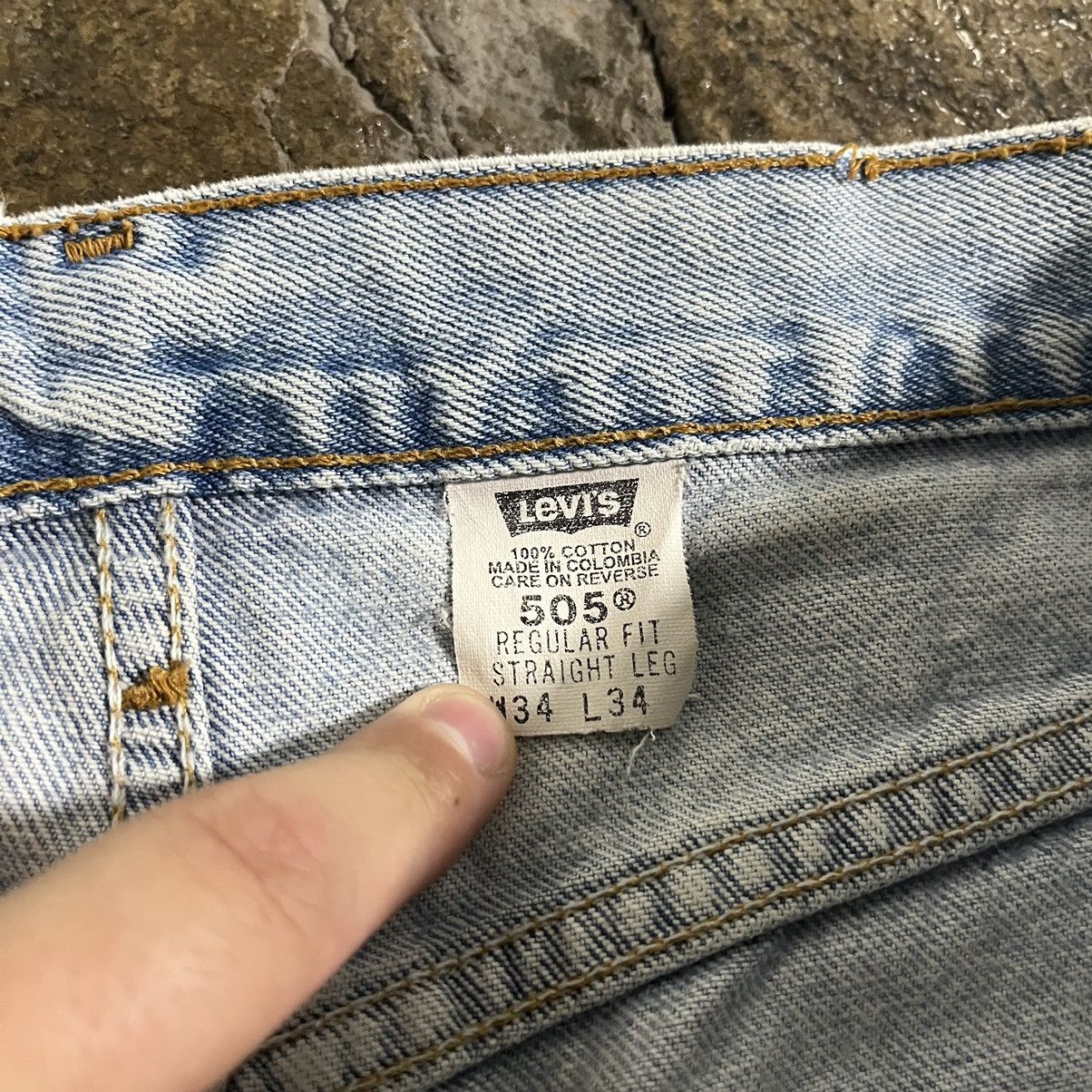 Levi's × Vintage Levi's 505 Vintage 90s Distressed Faded Essential Jeans Size US 34 / EU 50 - 11 Thumbnail